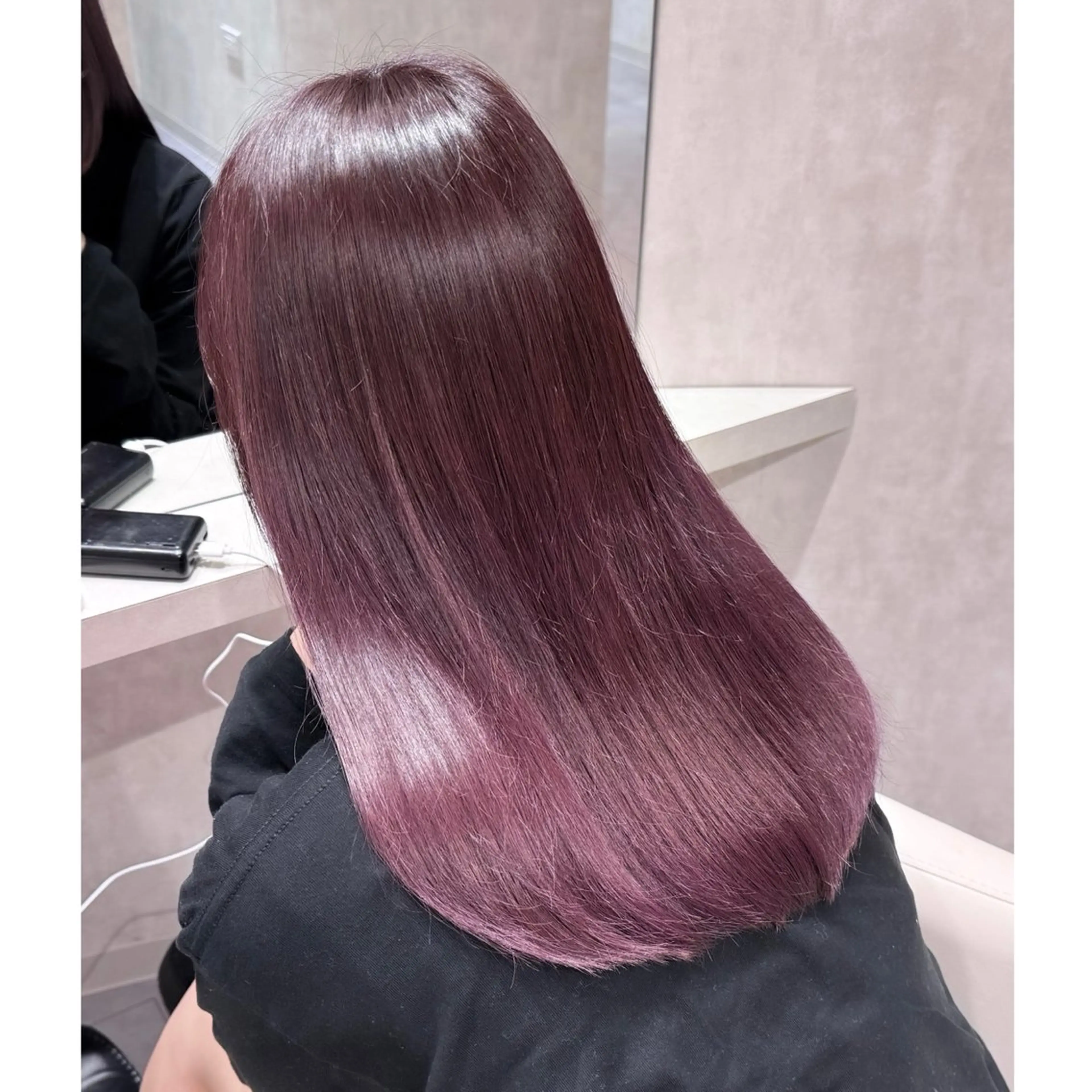 ロング カラー ブリーチ ヘアカラー LOTTA CUCCI所属・miyu /トレンド カラー×艶髪のヘアスタイル