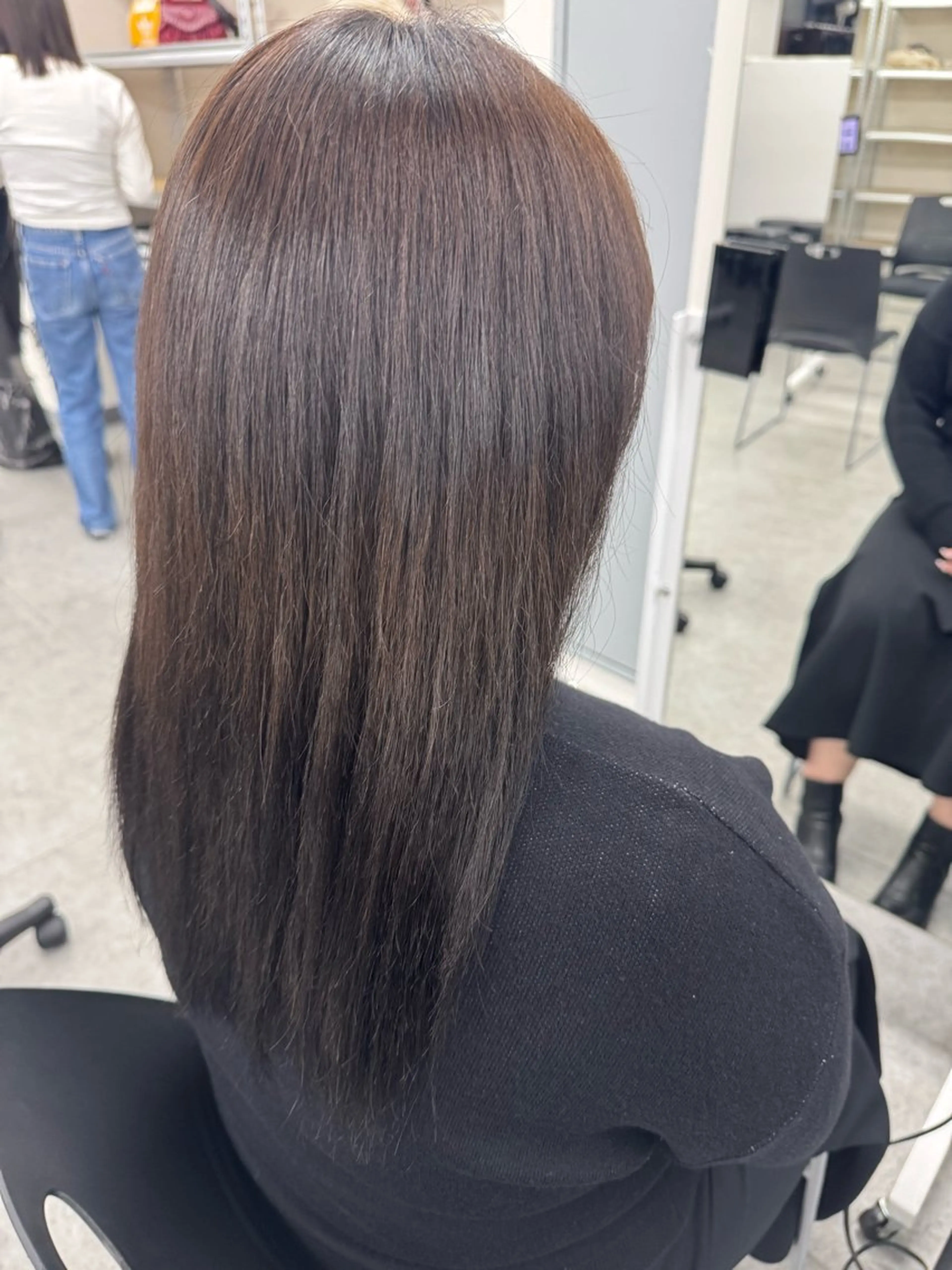 セミロング カラー 透明感トレンドヘア 🎀なるみ🎀のヘアスタイル