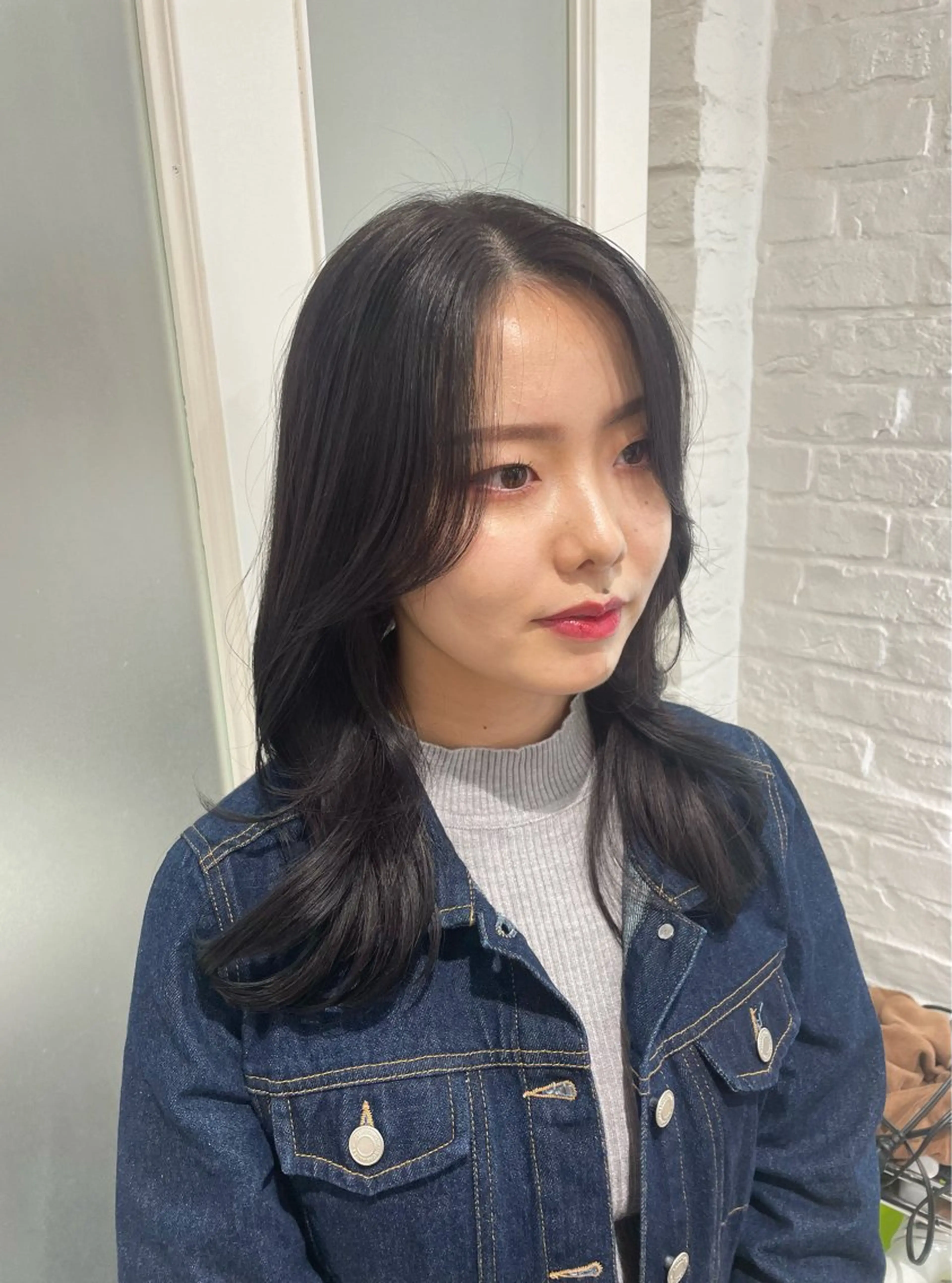ロング 顔まわりレイヤー 姫カット 韓国風ヘア レイヤーカット ロング カット ヘアカラー nuu 栄所属・🧸SAKI🎀 韓国レイヤーのヘアスタイル