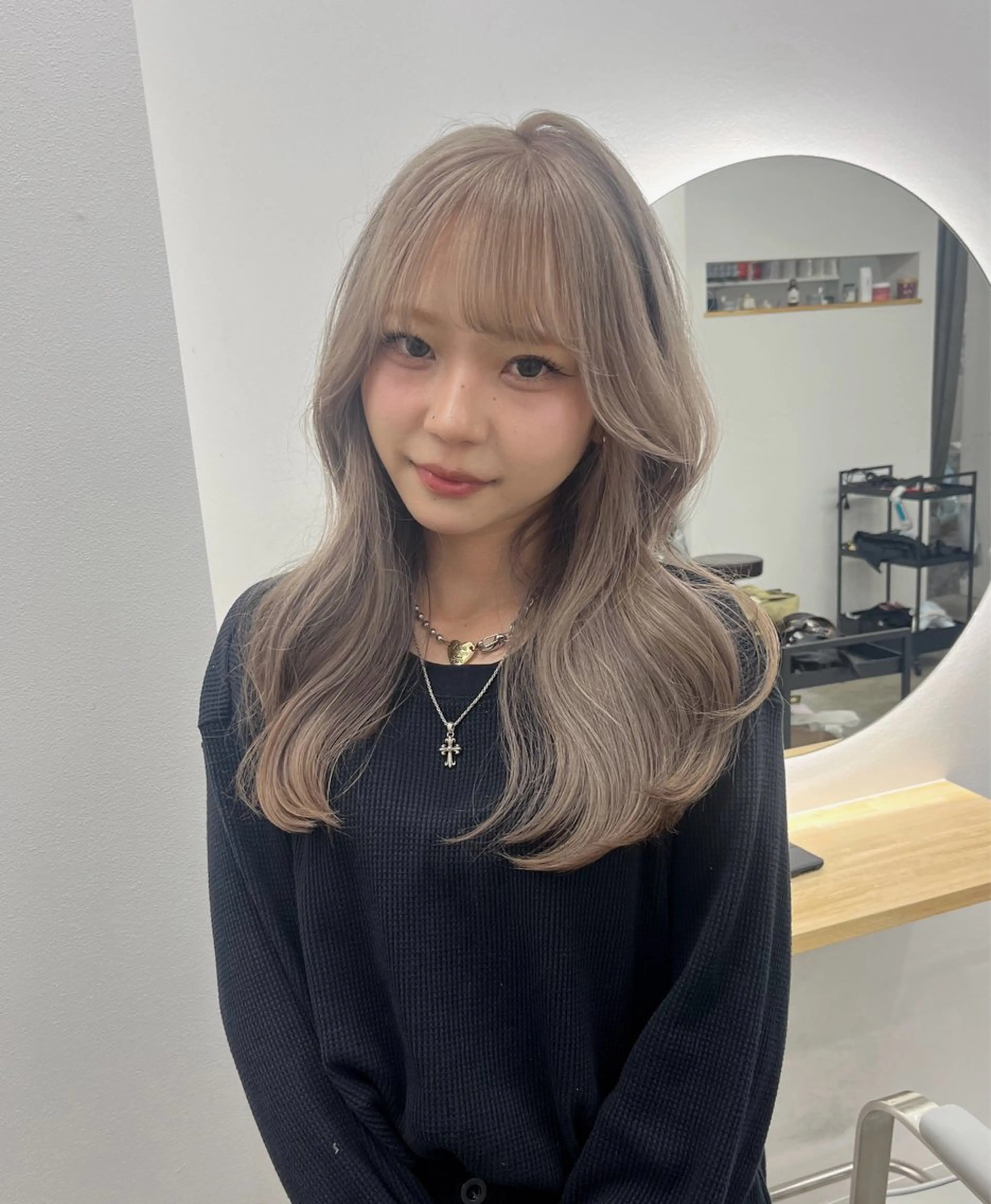 セミロング カラー カット ヘアカラー トリートメント ベージュ⟡˖ブリーチ ˖ ࣪⊹あずきのヘアスタイル