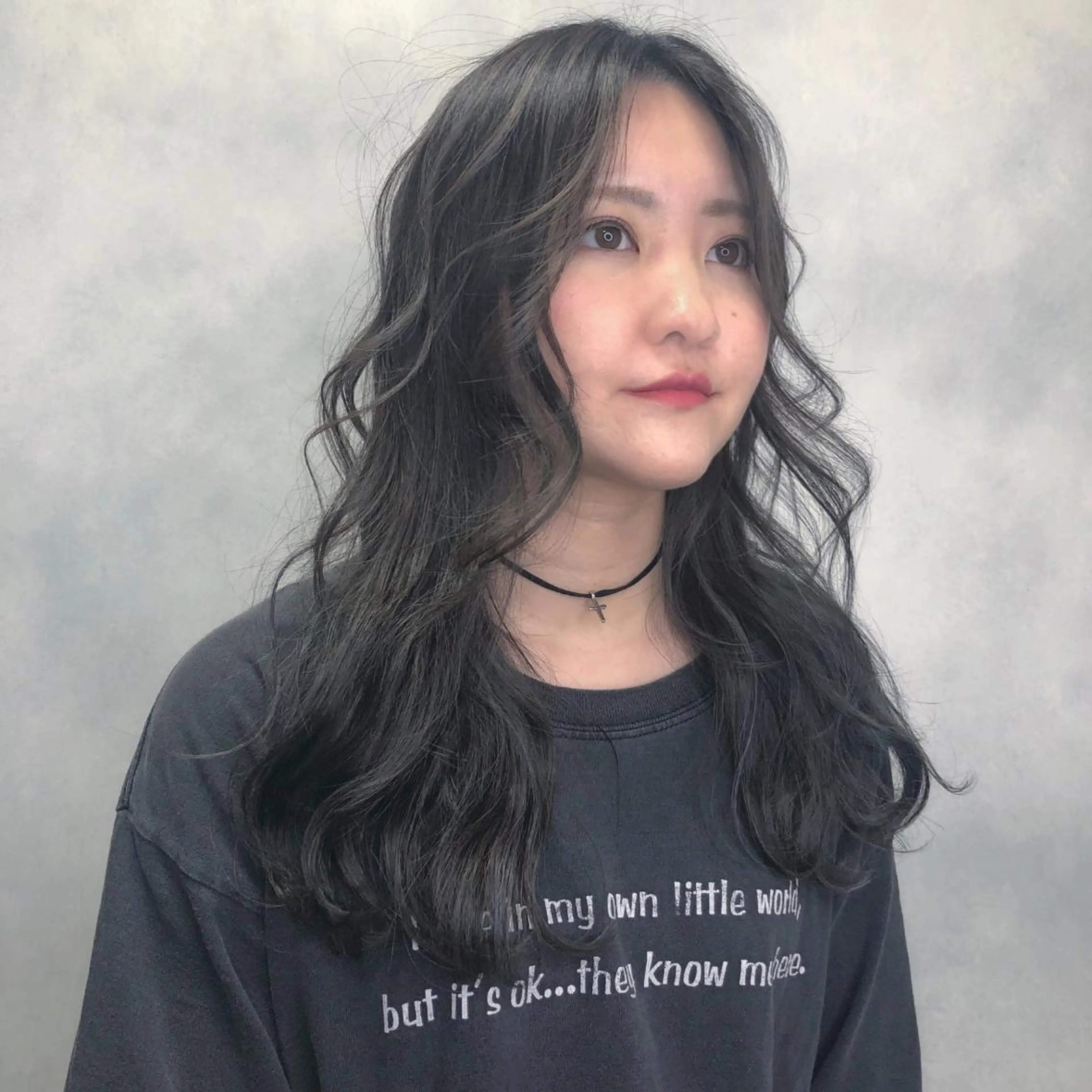 ロング カラー ハイライトカラー ハイライト ORIKA 美容室のヘアスタイル