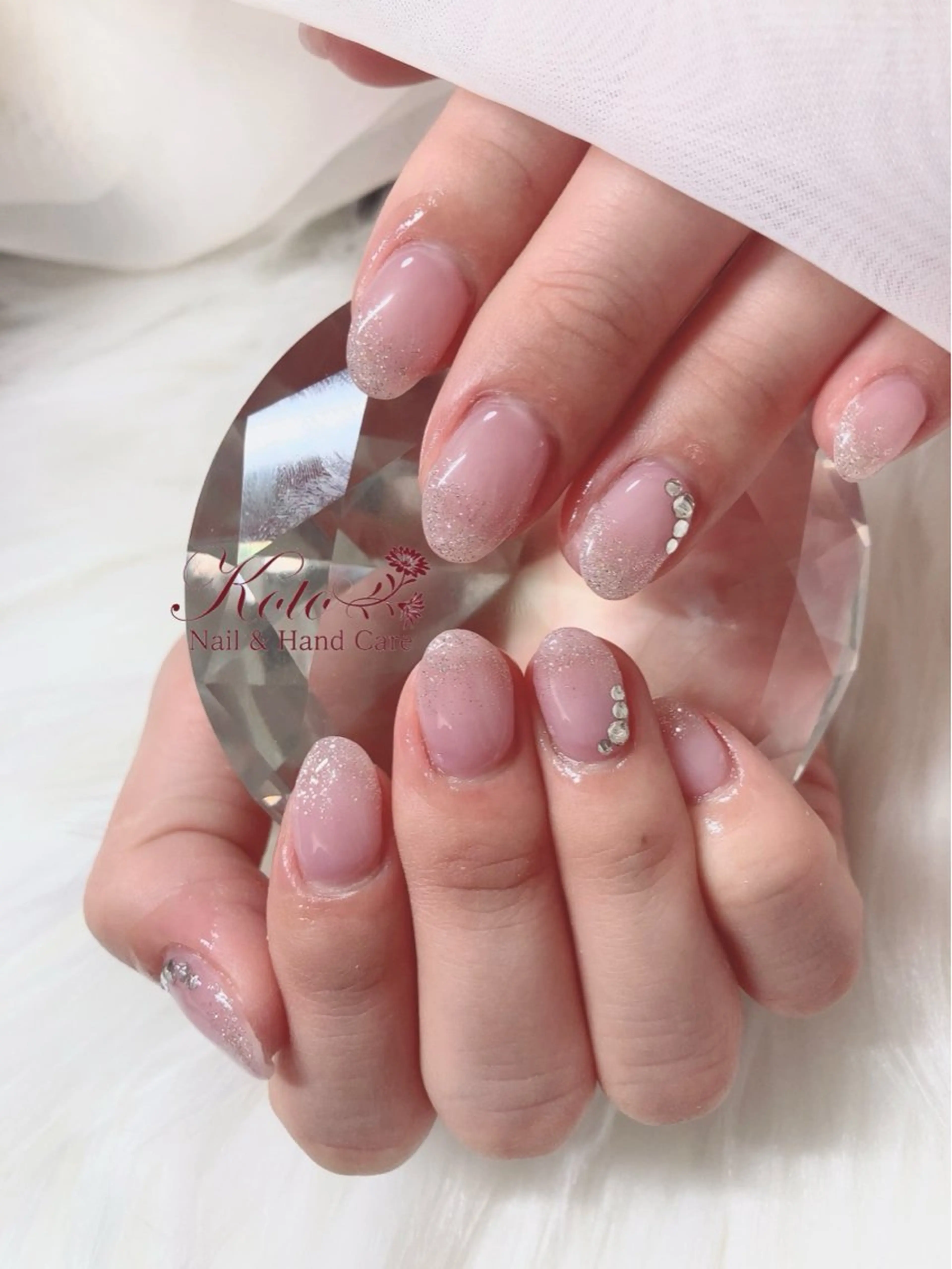 ネイル 長さ出し ジェルネイル 持ち込み ニュアンスネイル 赤色 ハンドネイル Nail Salon KOTOのネイルデザイン