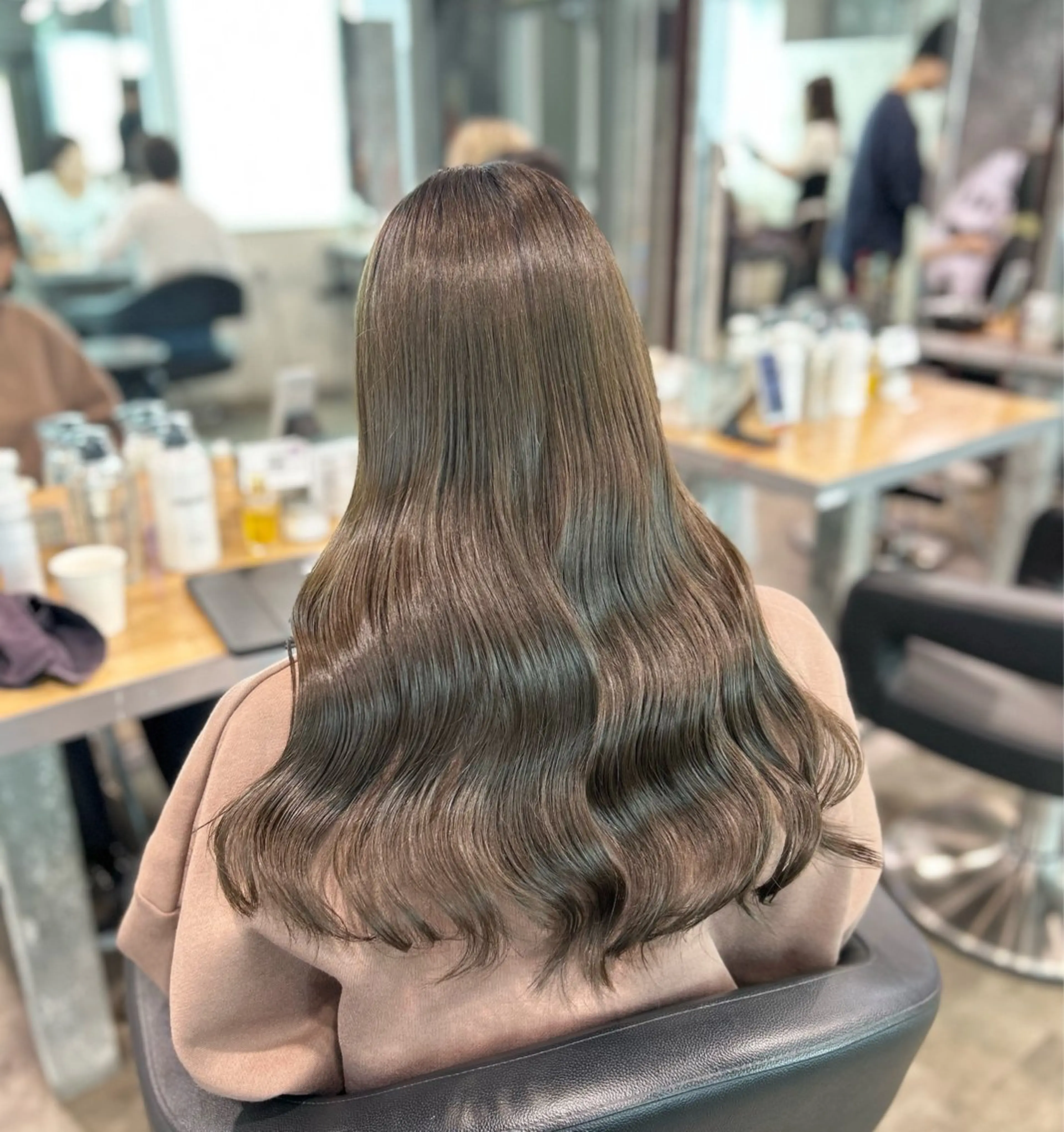 ロング カラー カット ヘアカラー ヘアセット I'S.横浜所属・赤み消しカラー 🍀JUNKIのヘアスタイル