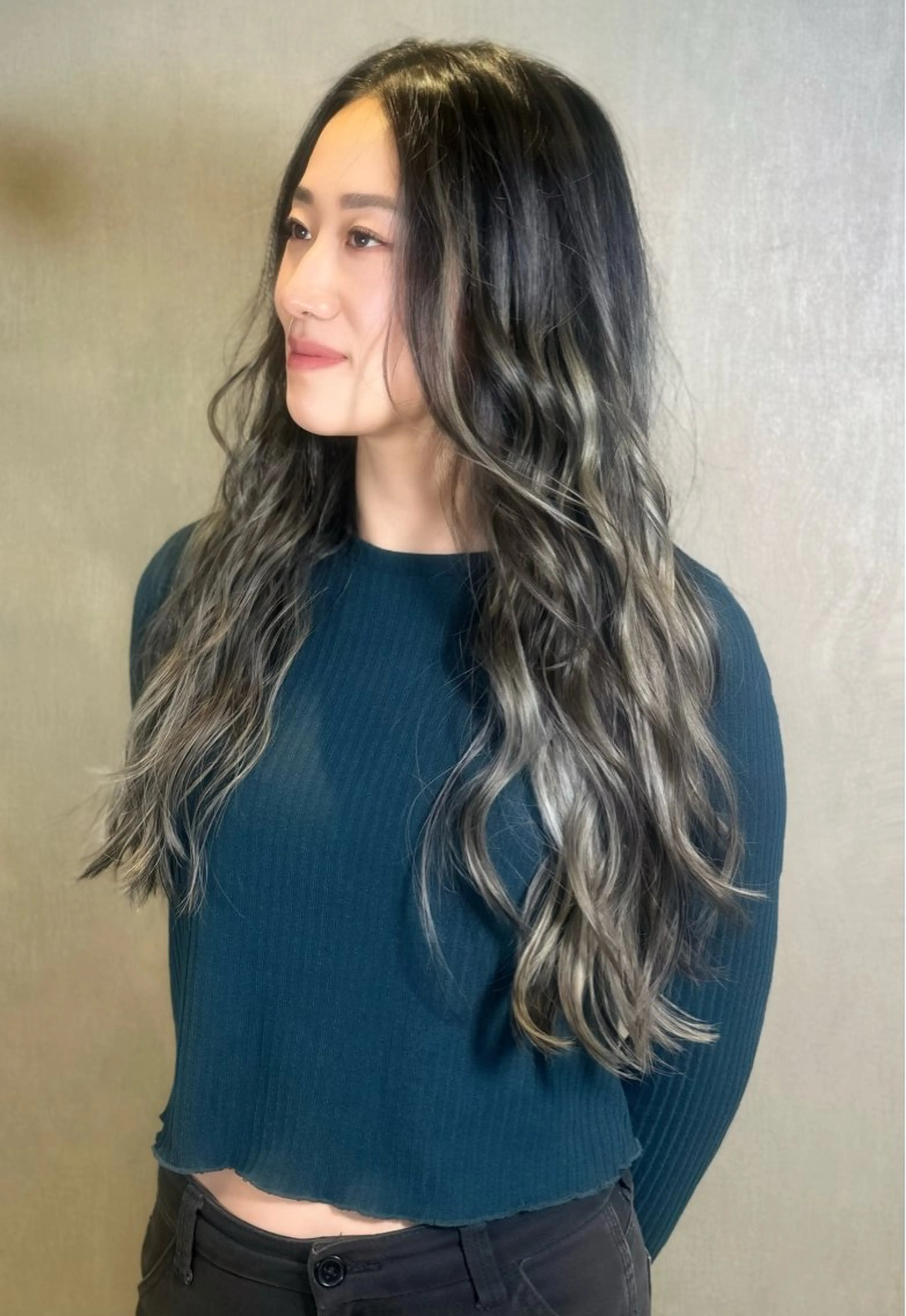 ロング カット ヘアカラー 村井 隆仁のヘアスタイル