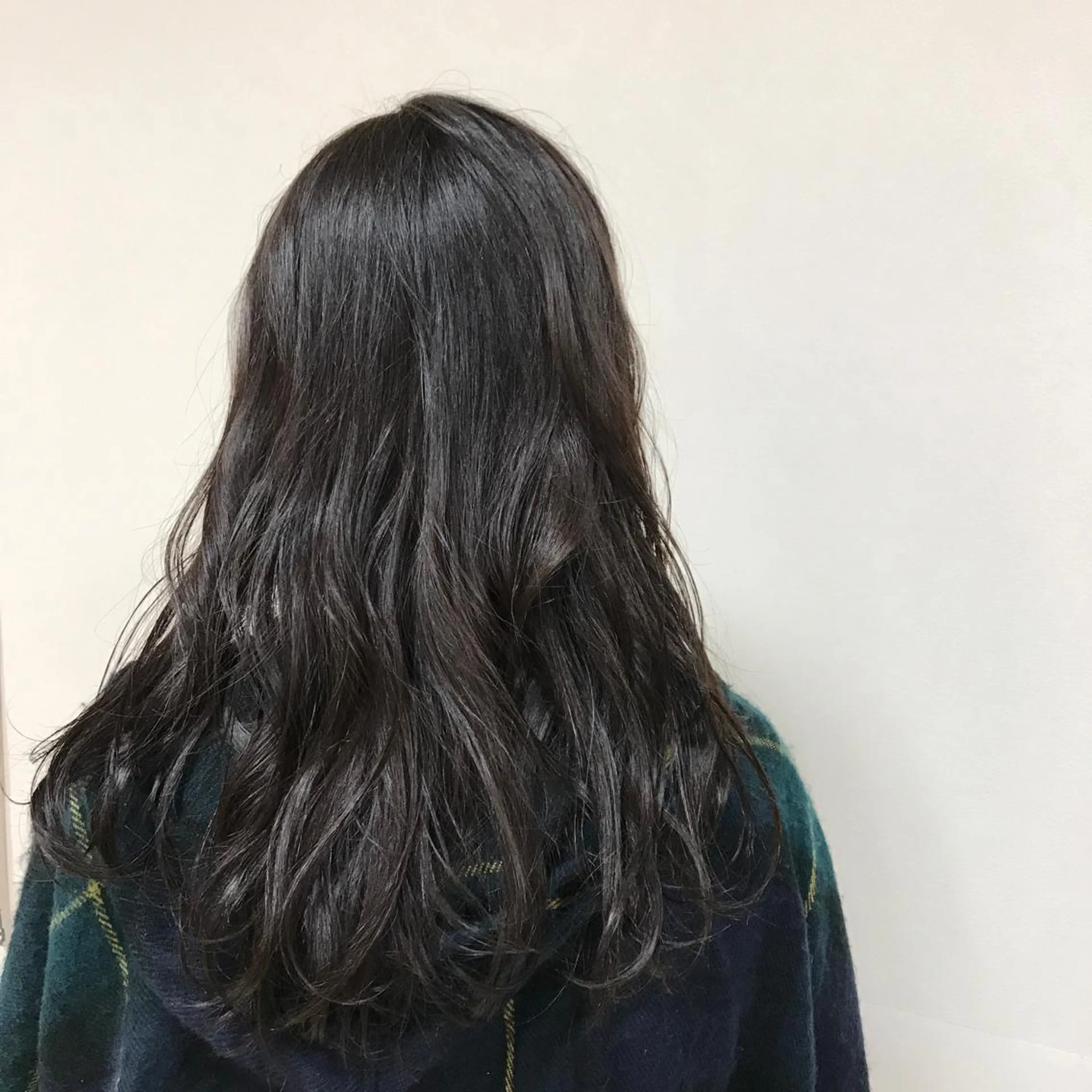 セミロング カット ヘアカラー トリートメント デザインカラー🕊 石井萌のヘアスタイル