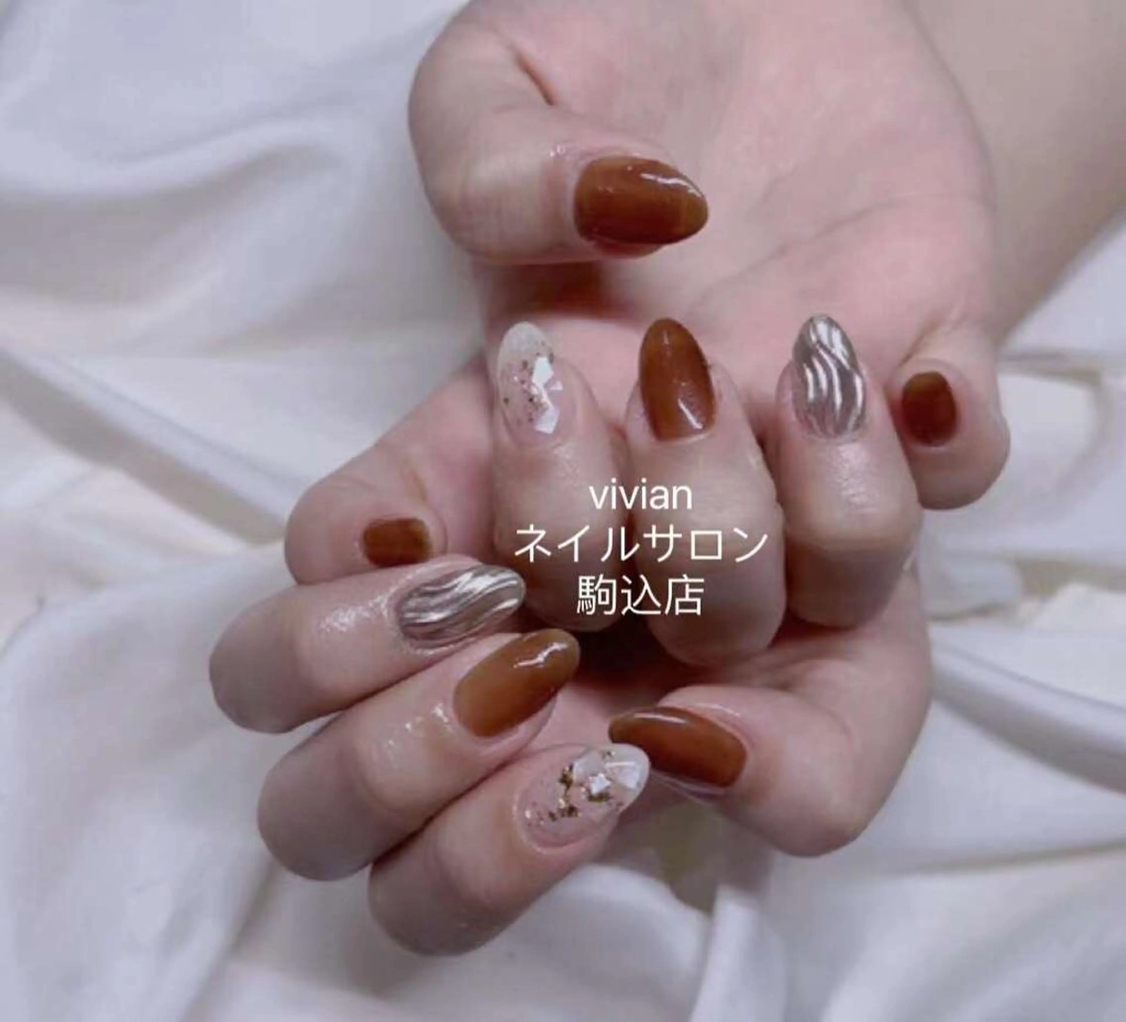 ネイル ハンドネイル リ サのネイルデザイン