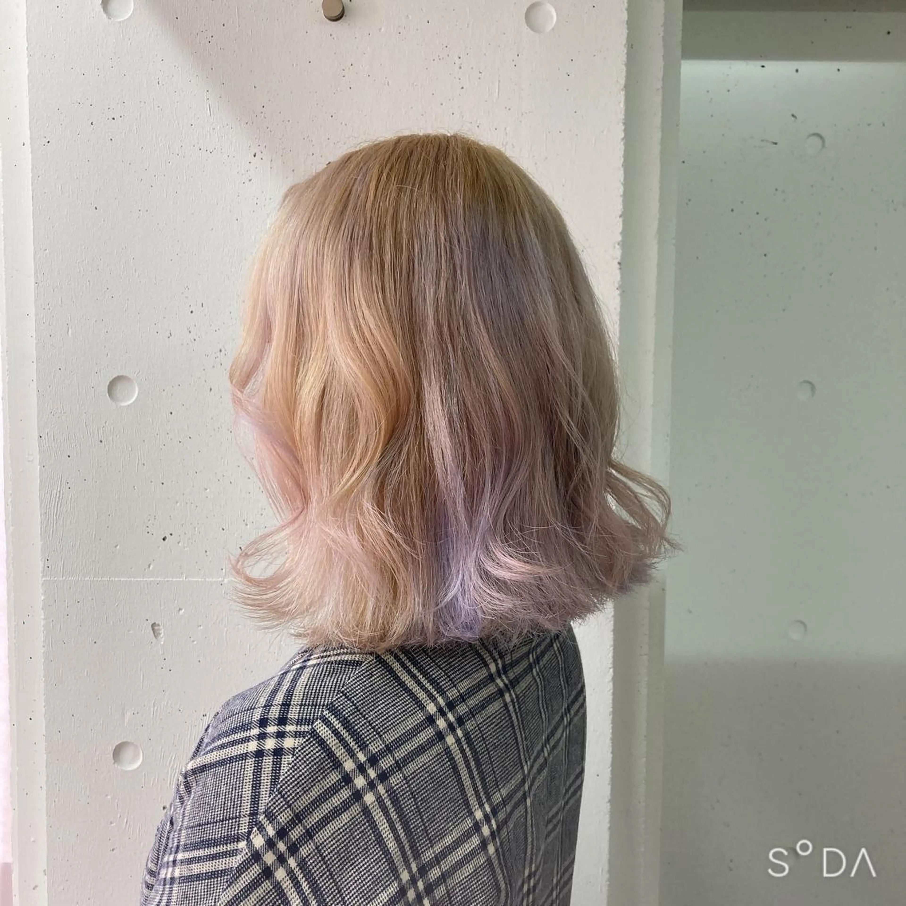 ショート カラー ブロンド ミルミー美容室所属・🦄💒💓齎藤 七海子🦄💒💓のマツエク・マツパデザイン