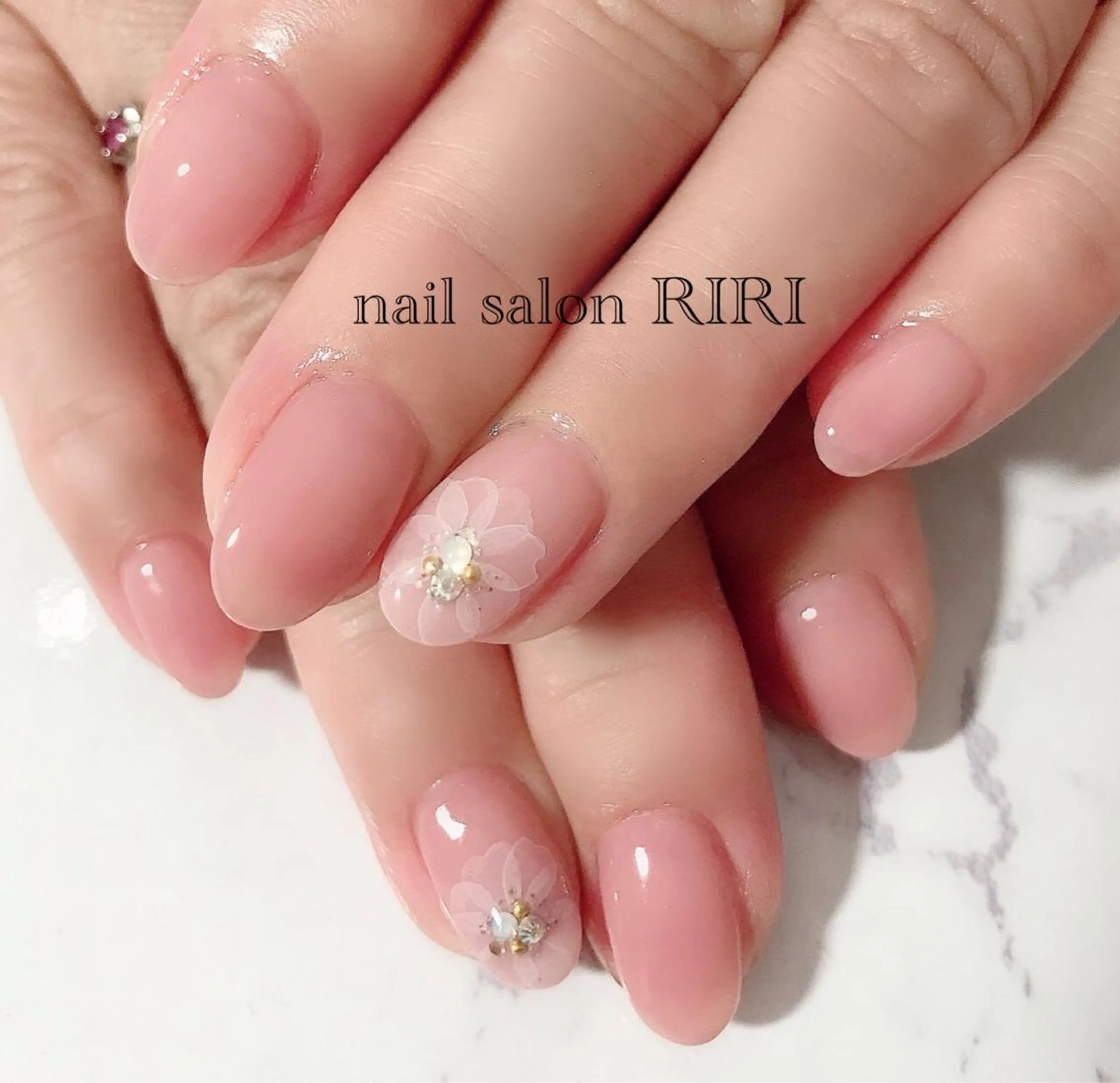 ネイル フラワーネイル private  nail  salon RIRI所属・RIRI リリのネイルデザイン