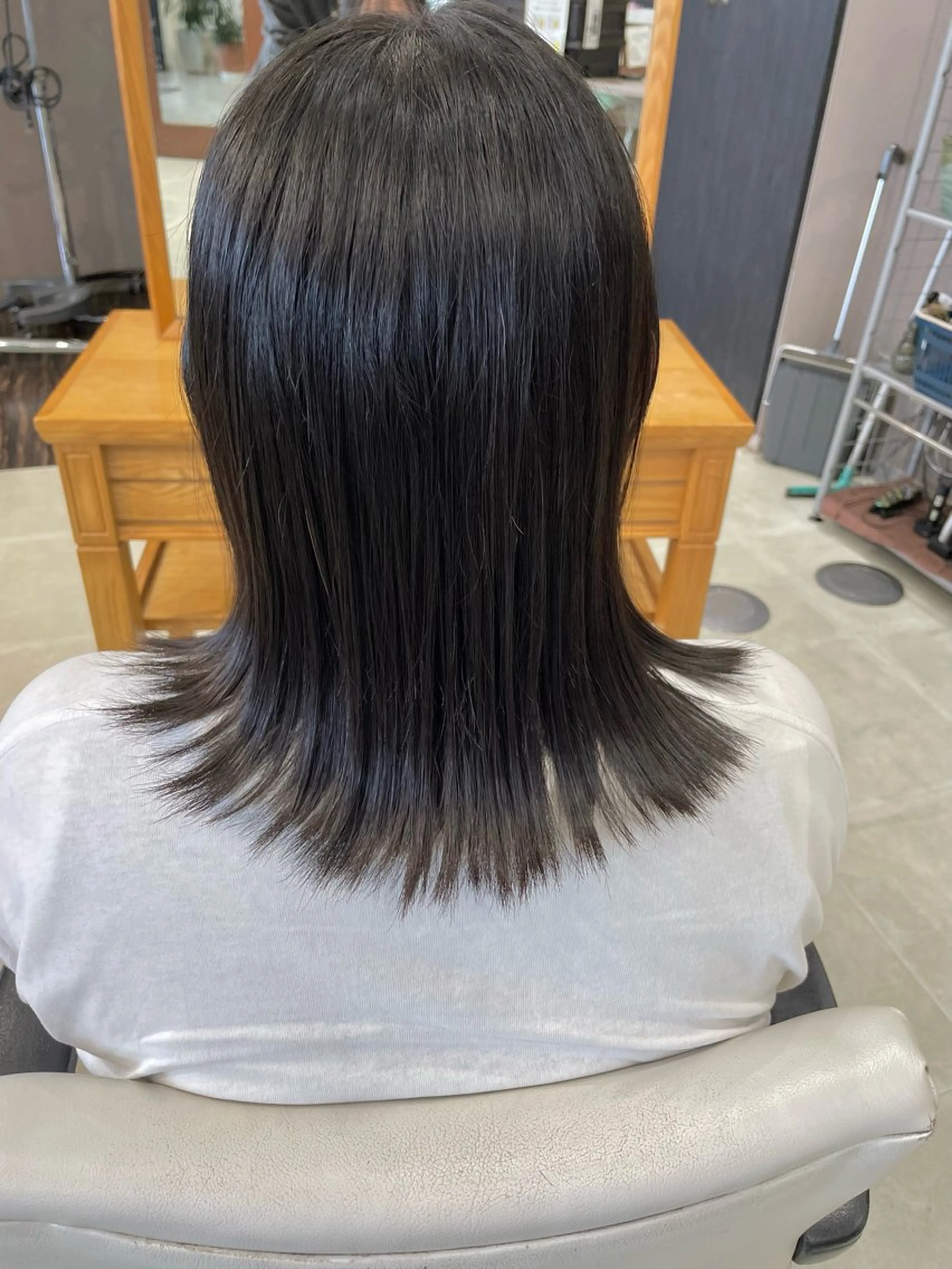 ミディアム 髪質改善 カット 縮毛矯正 中嶋 玲奈のヘアスタイル