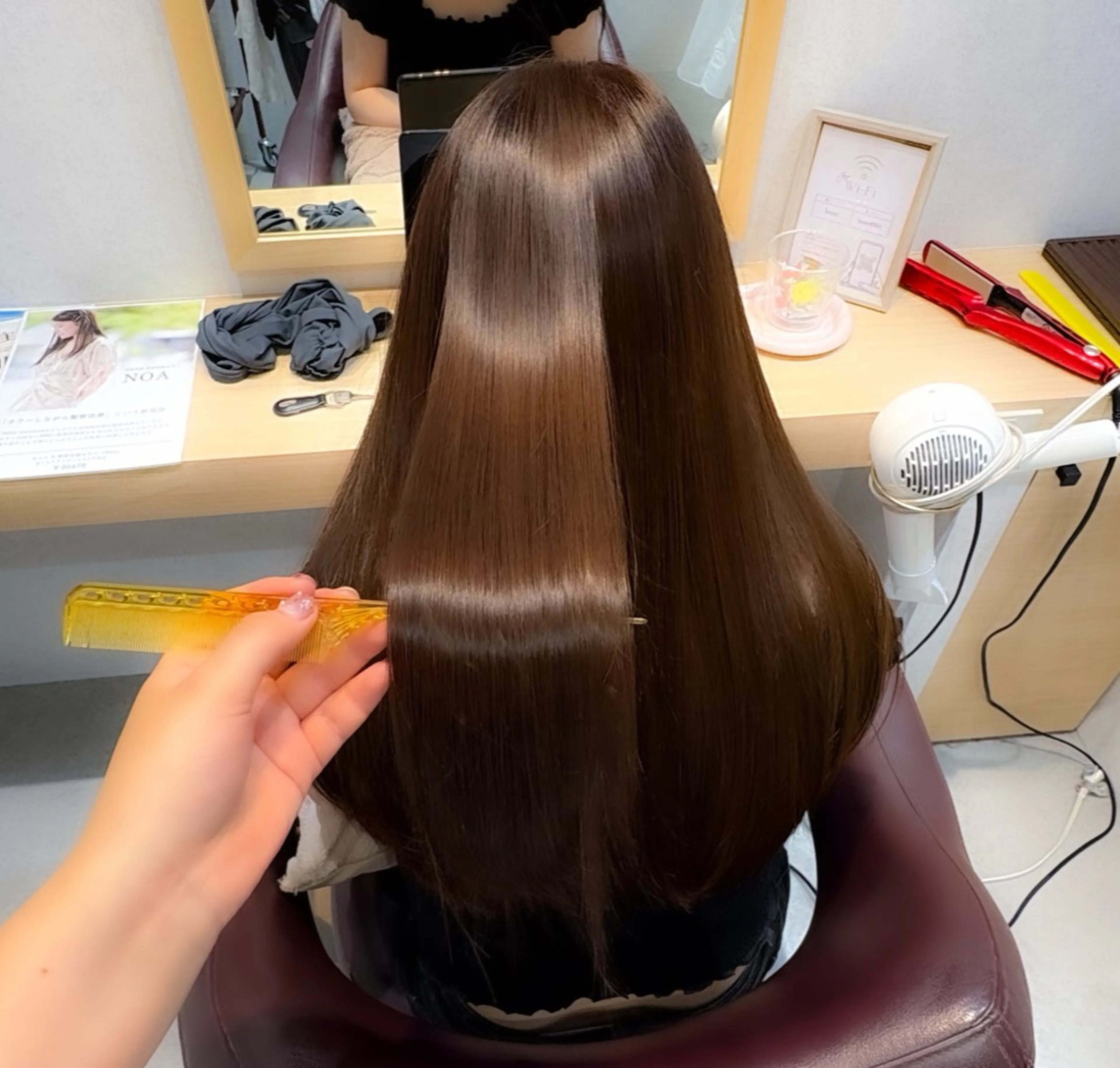 ロング カラー ブラウンカラー 透明感カラー くすみブラウン カット ヘアカラー トリートメント 透明感/暖色/艶感 🎀TAMA🎀のヘアスタイル