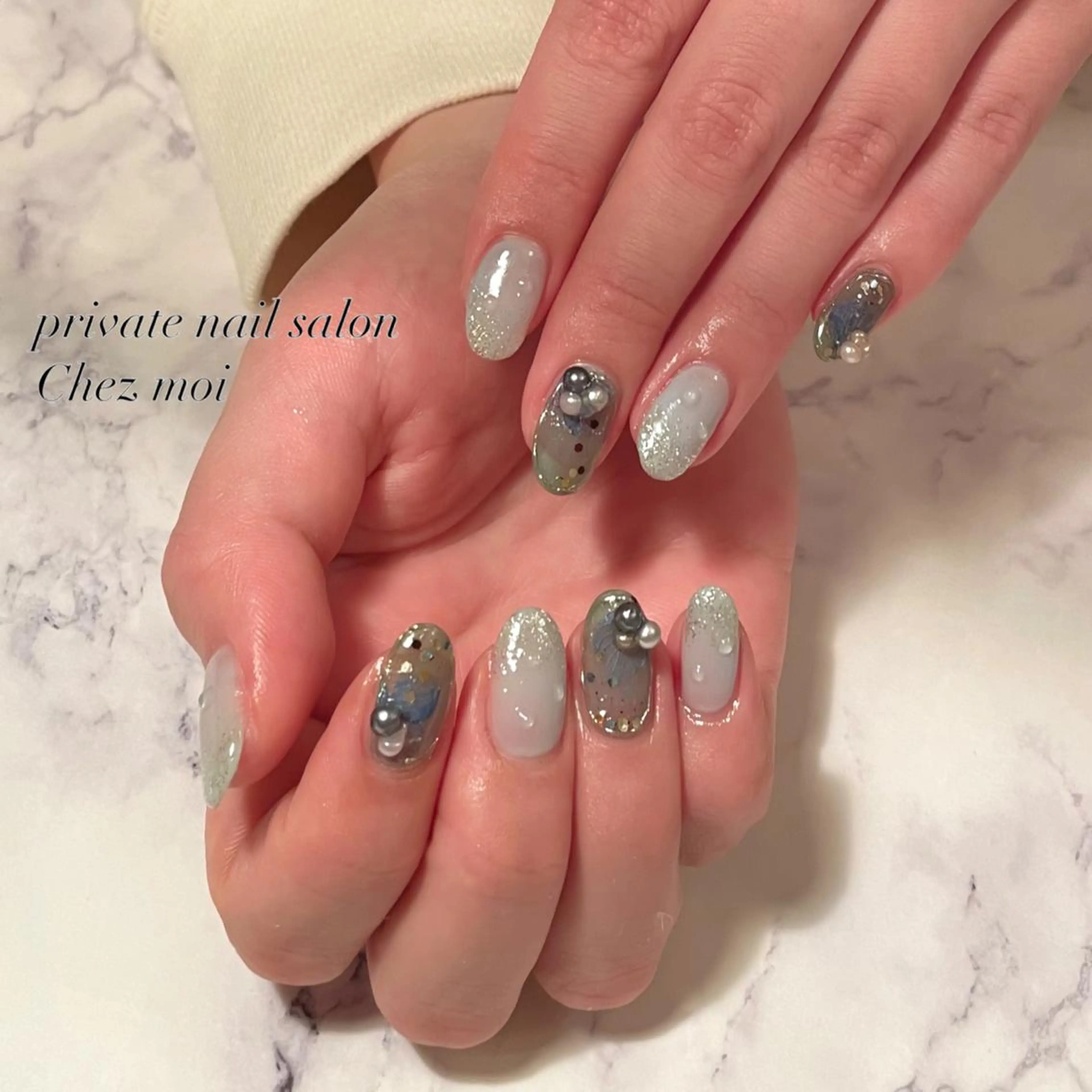 ネイル KOMINE TOMOKOのネイルデザイン