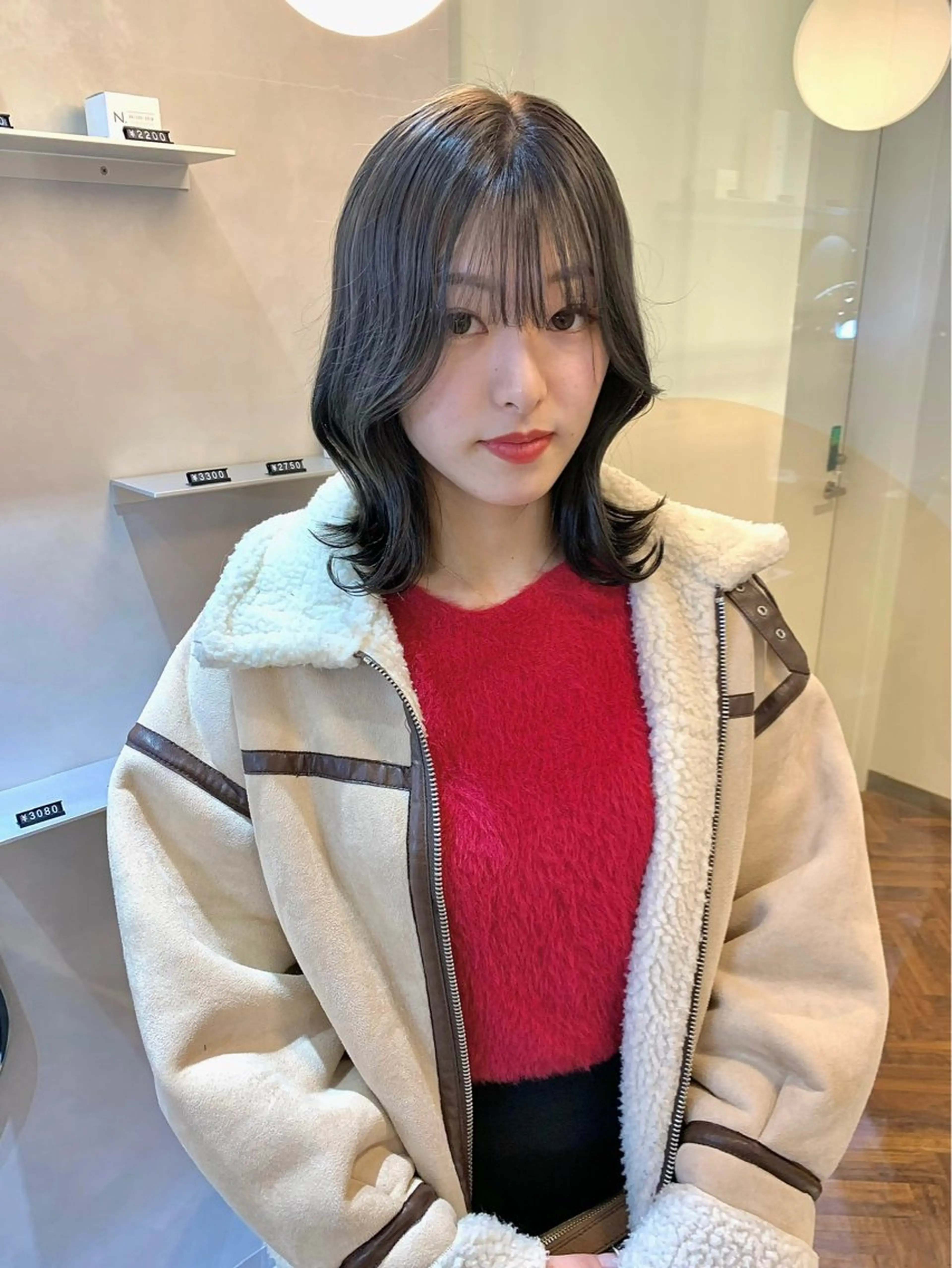 セミロング カラー ケアカラー ダークグレー シルバー ボブ 顔まわりレイヤー 韓国ヘア🇰🇷/ 顔周り/松田光里のヘアスタイル