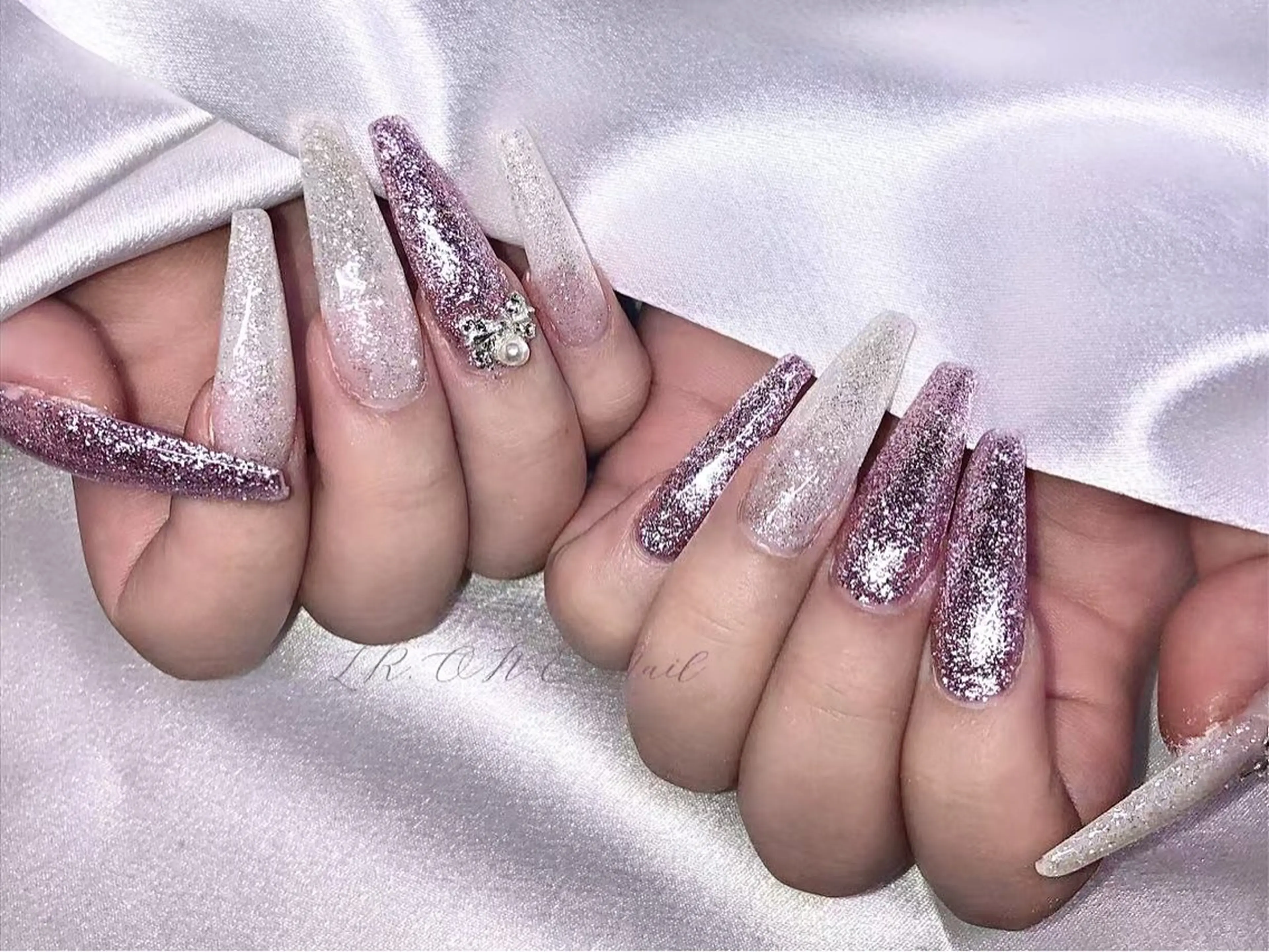 ネイル LR.ONE ヨウのネイルデザイン