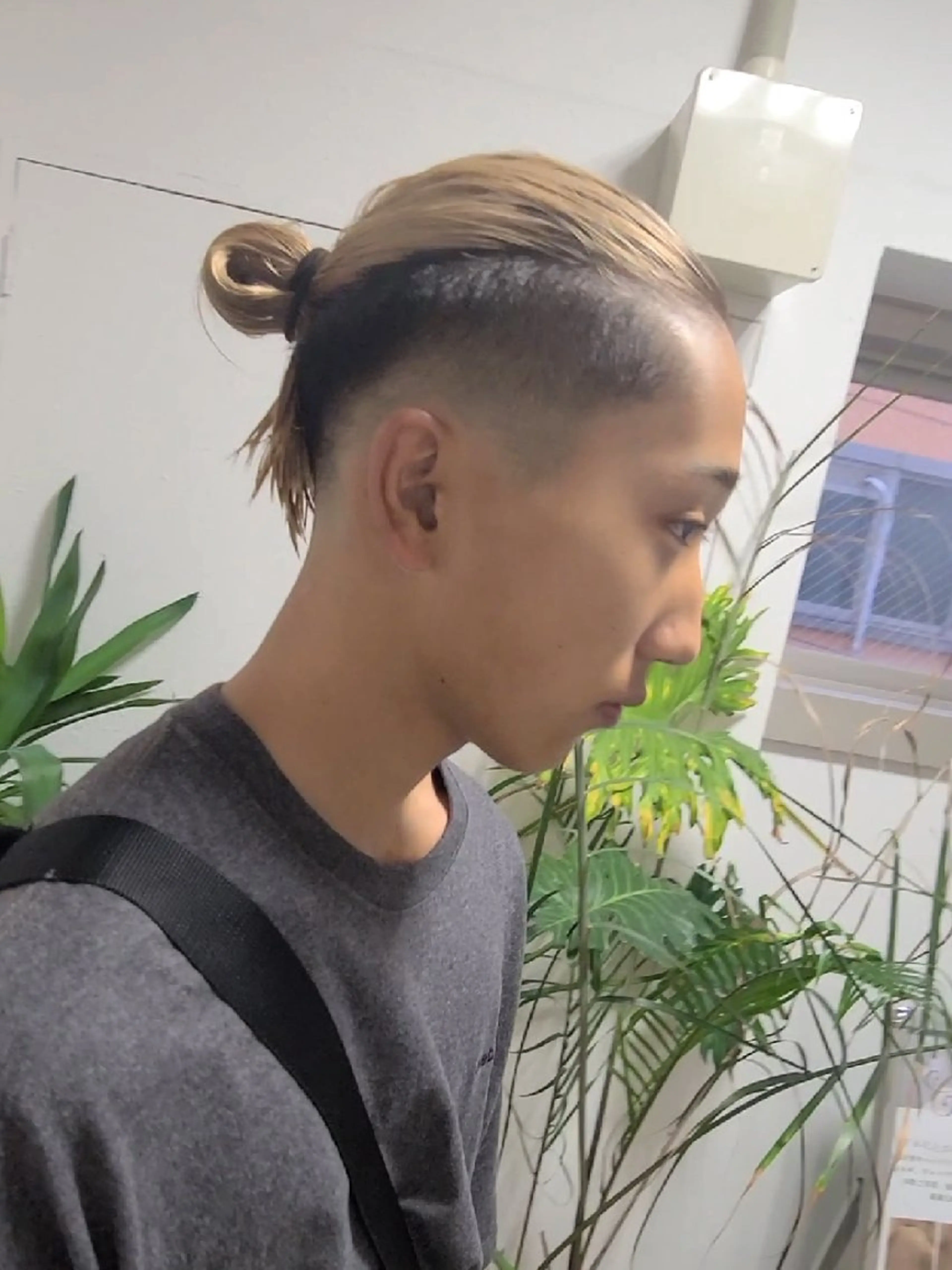 メンズ ロング フェードカット マンバンヘア カット ヘアセット Lapis 名古屋駅前店所属・LEN名古屋/パーマ メンズ特化美容師のヘアスタイル