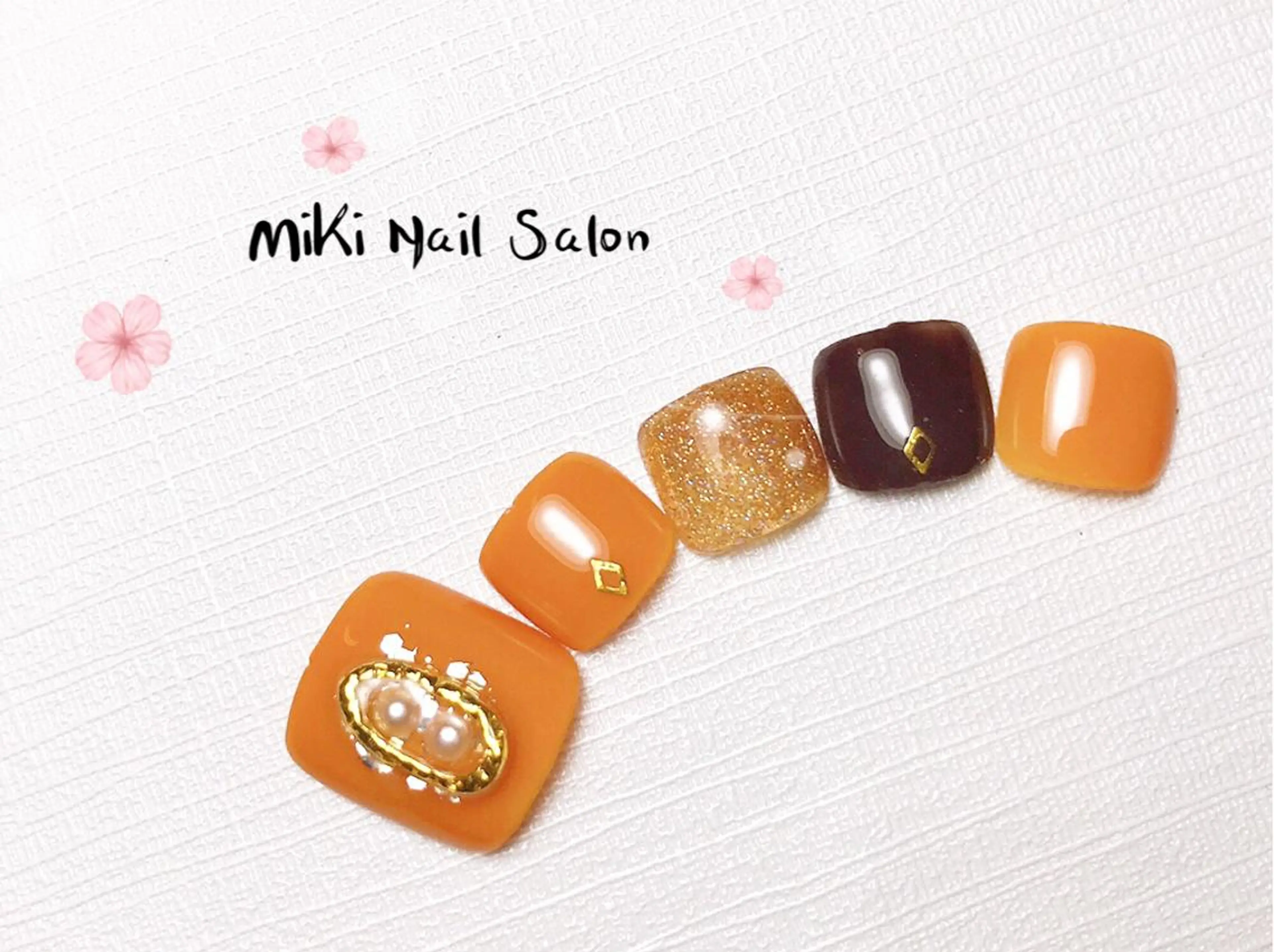 ネイル MiKi Nai池袋 長さだし得意のネイルデザイン