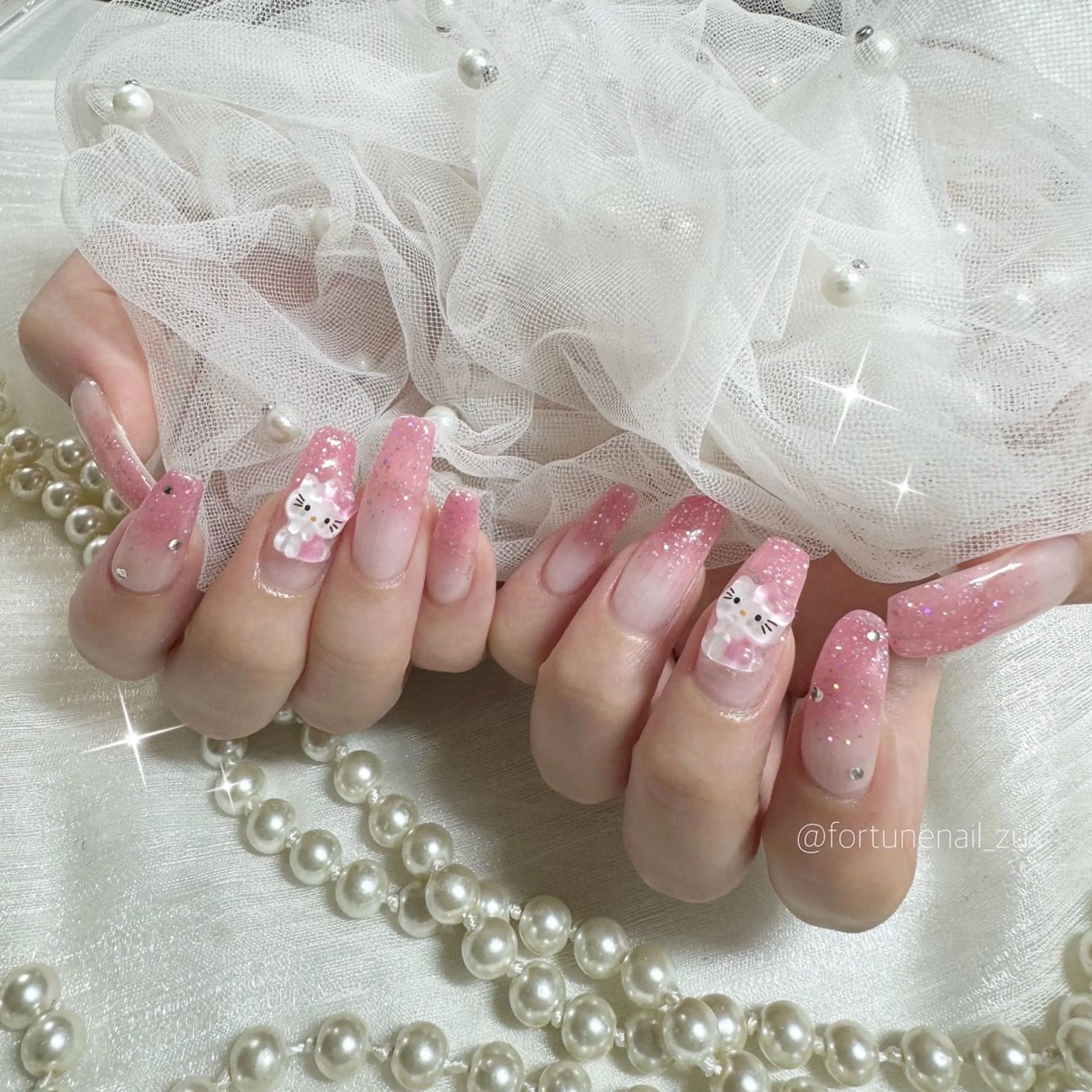 ネイル ガーリー ワンホンネイル ハンドネイル 🍒mizuho 🍒のネイルデザイン