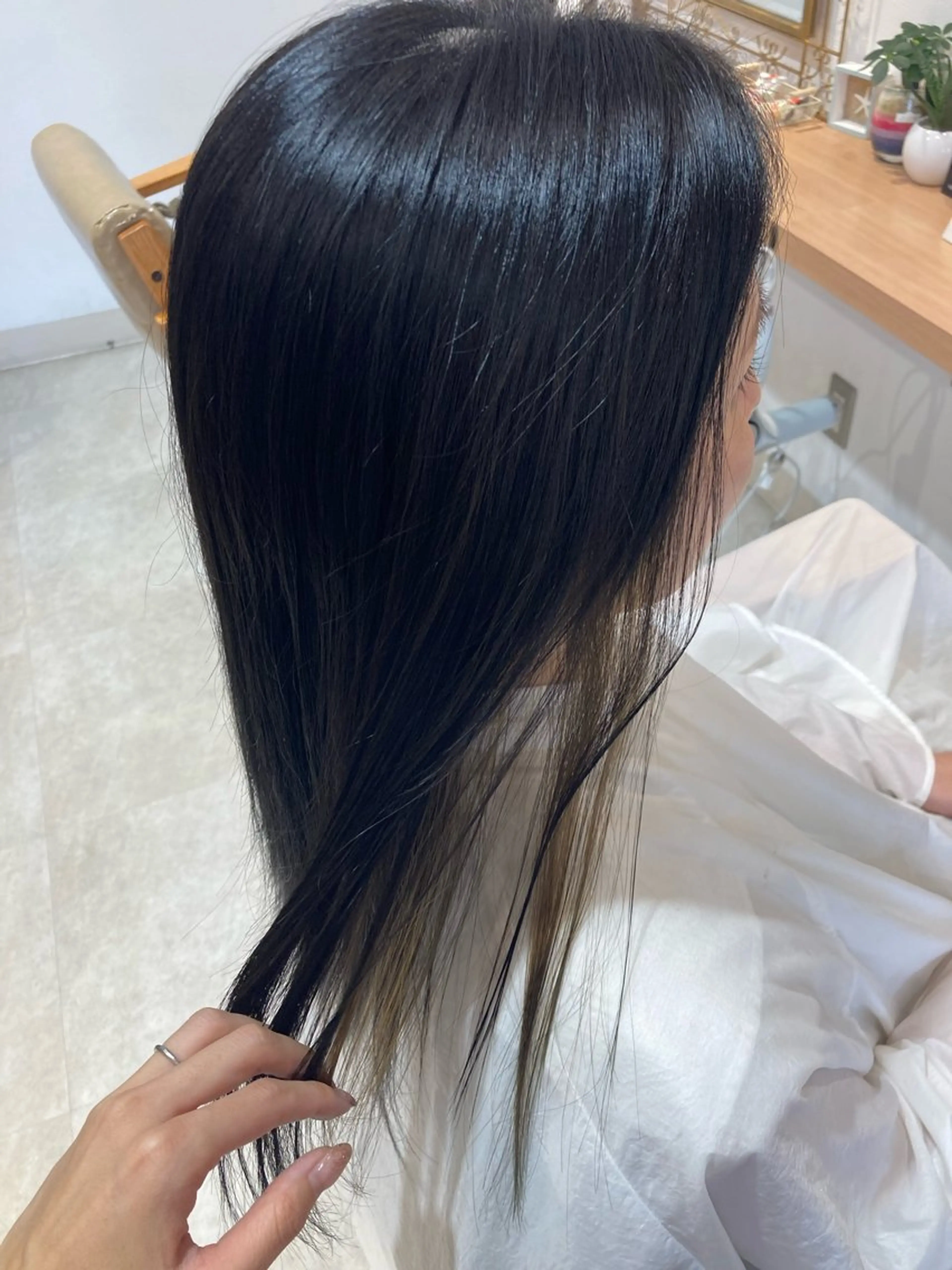 セミロング ヘアカラー 艶カラー4400 まいのヘアスタイル