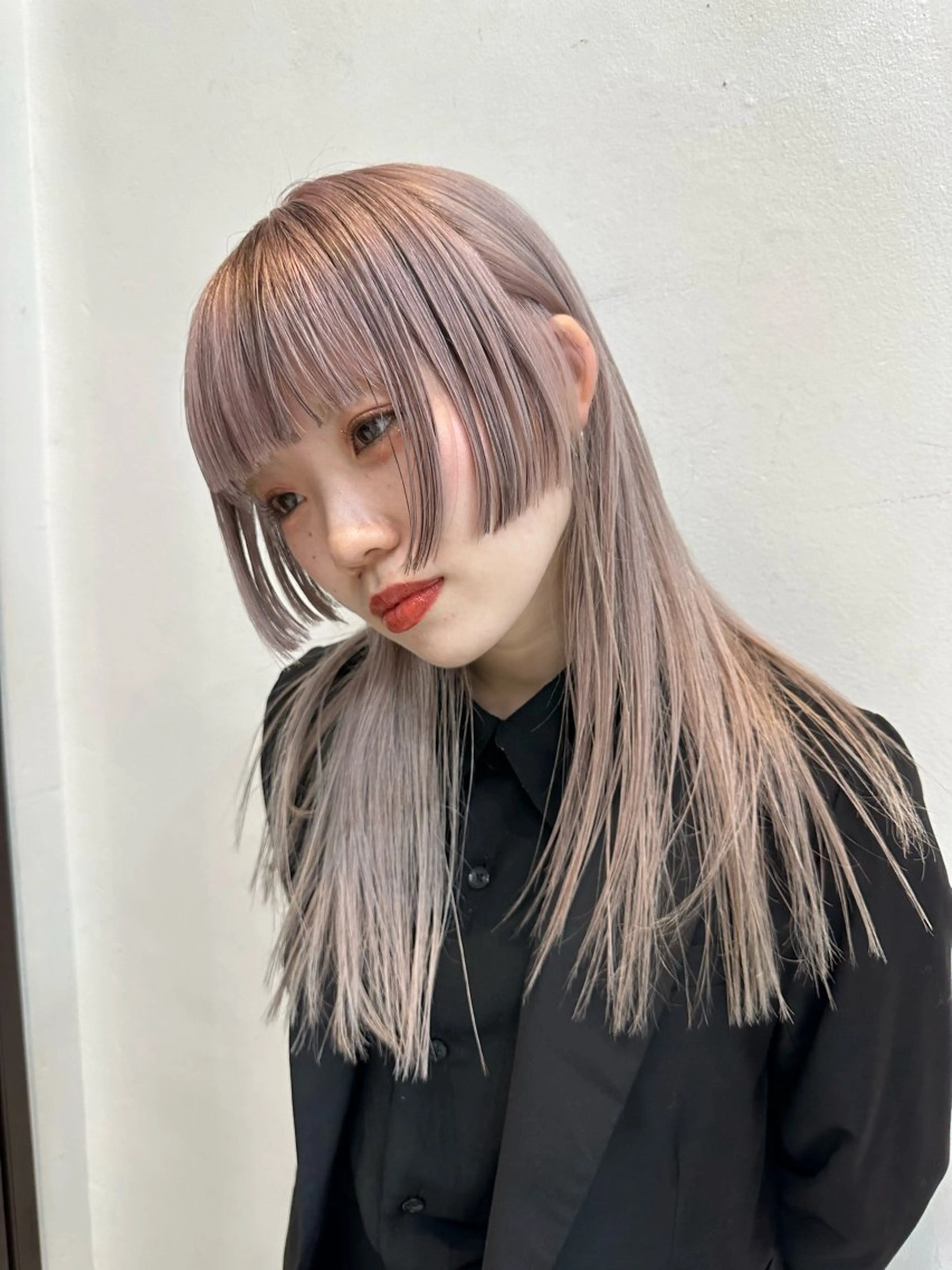 セミロング カラー デザインカラー ヘアカラー トリートメント ヘッドスパ ヘアセット kai .のヘアスタイル