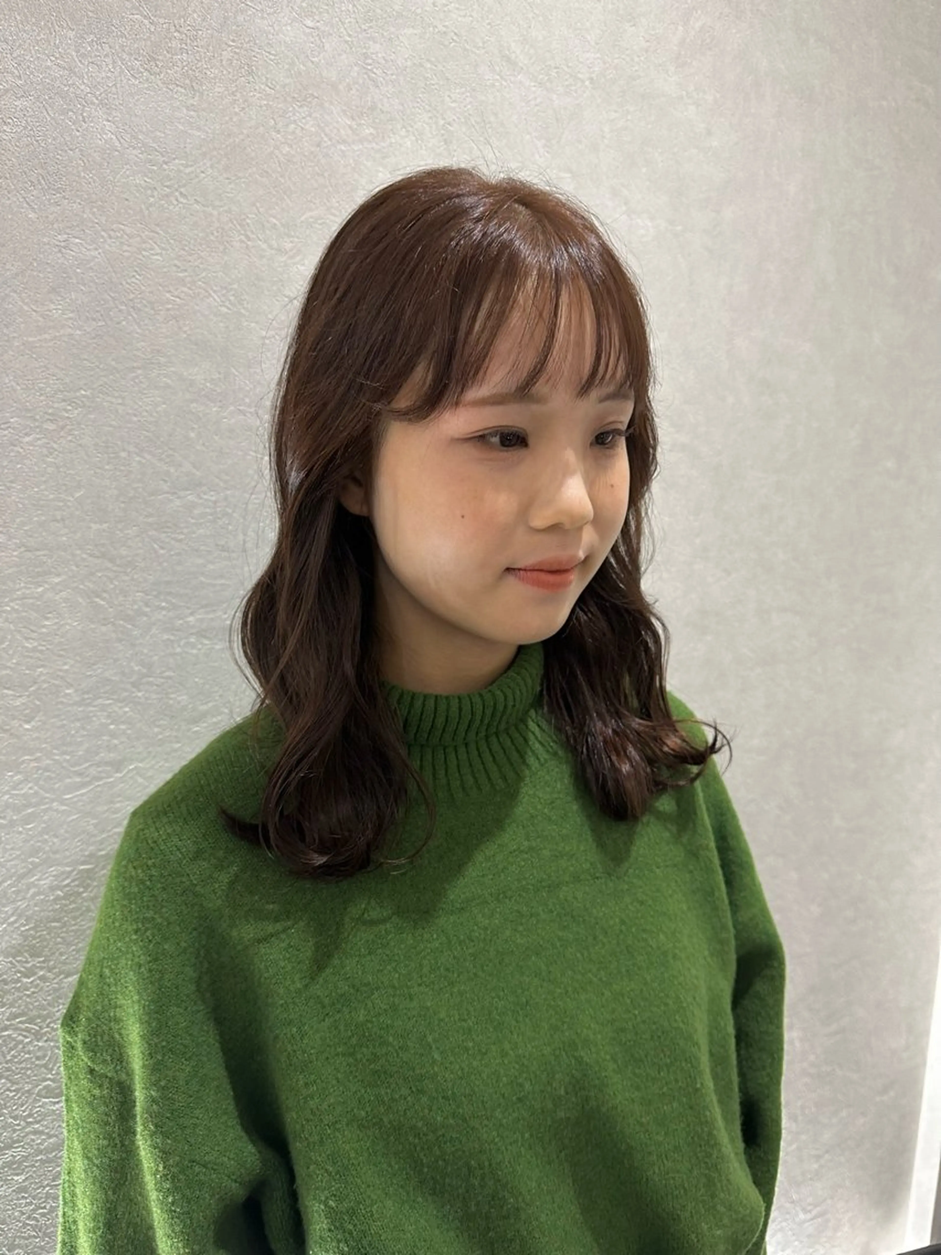 ミディアム ヘアカラー トリートメント 𝑭𝒖𝒌𝒂🩶 モテ髪×透明感カラーのヘアスタイル