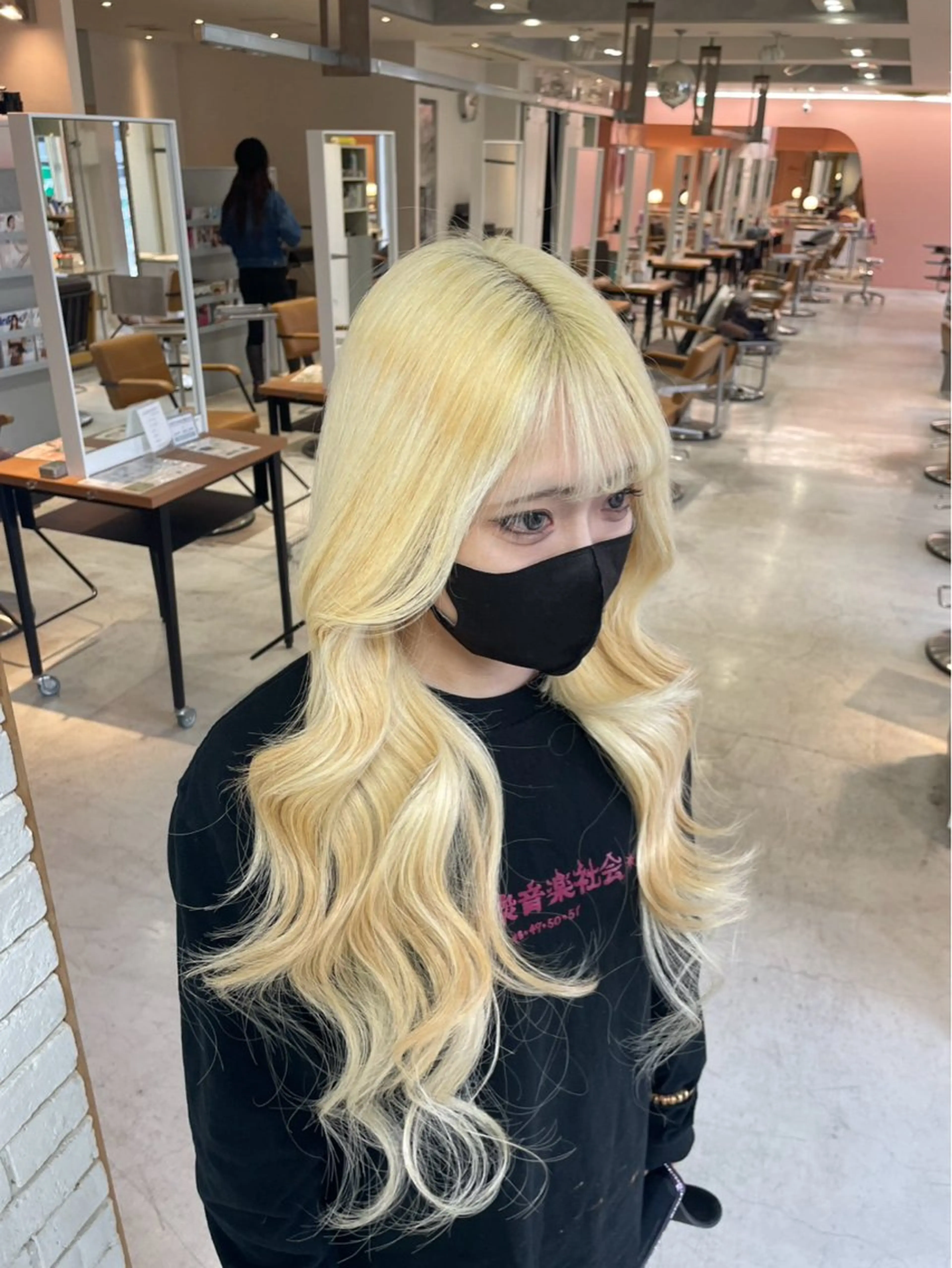 ロング カラー ヘアカラー 🦋韓国ヘア💙 RUNAのヘアスタイル