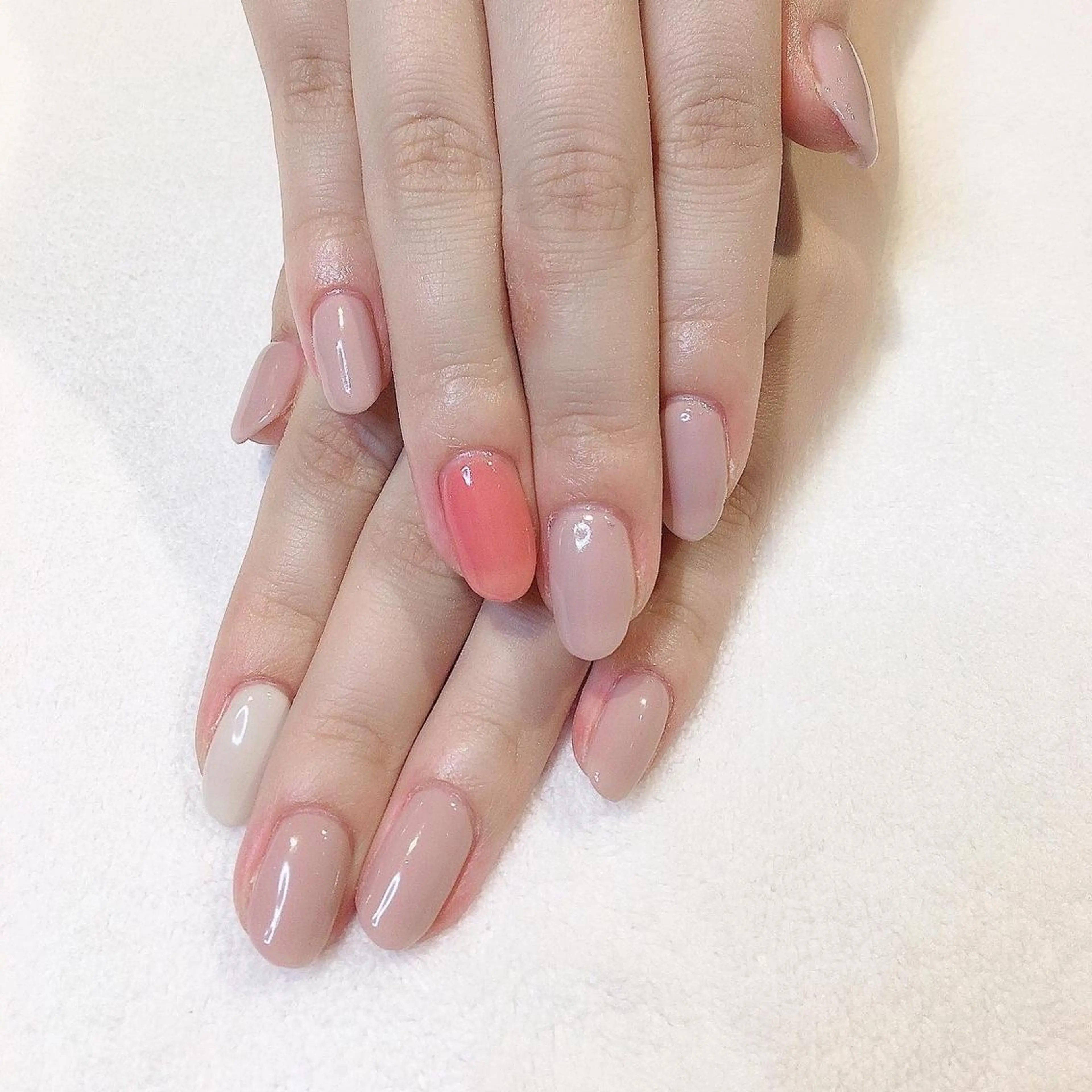 ネイル フットネイル ワンカラーネイル Le salon de TOKYO所属・新大塚駅徒歩30秒 ♡サロンドトウキョウのネイルデザイン