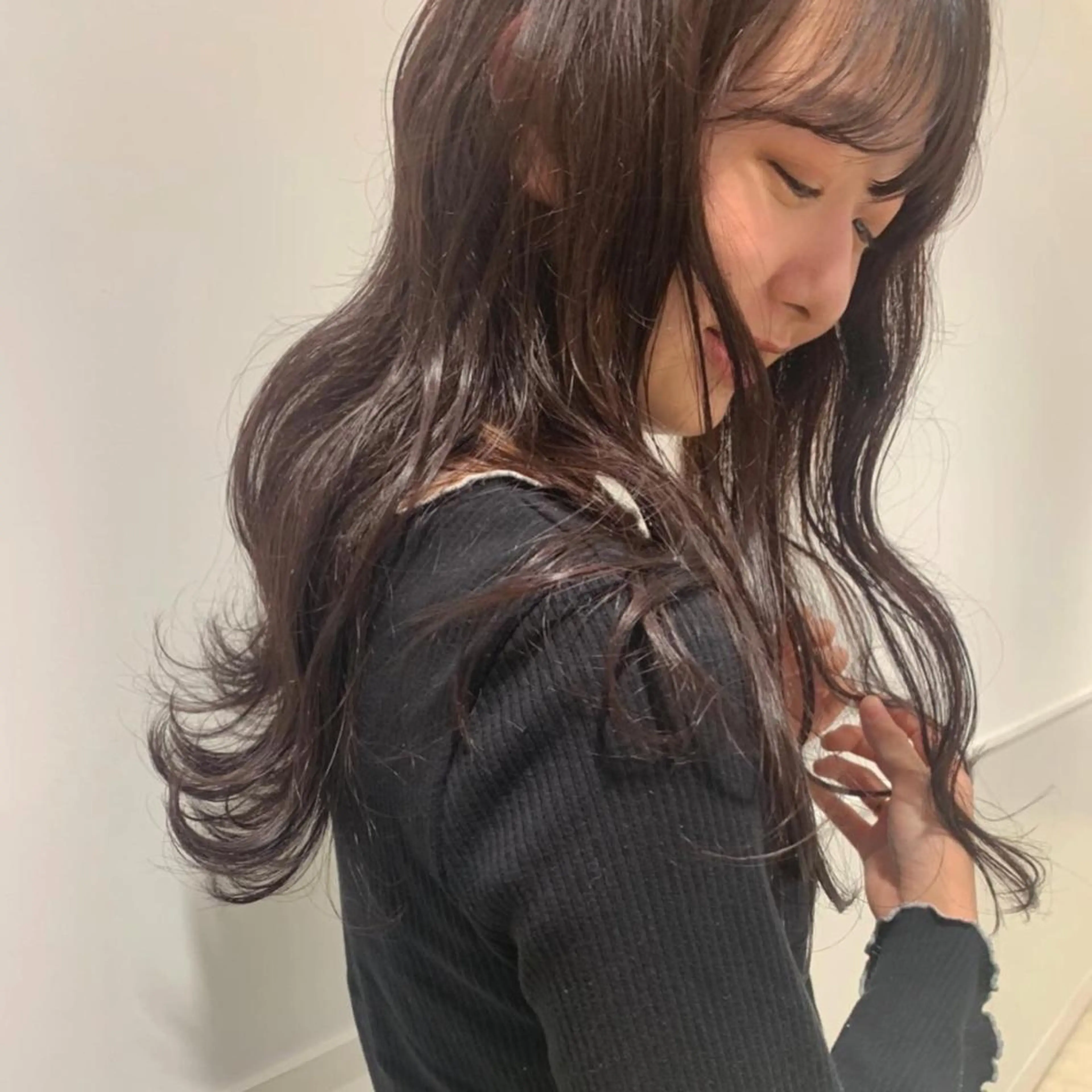 カラー i.+sapporo所属・🩶韓国ヘア🩶 くびれ❤︎顔まわりのヘアスタイル