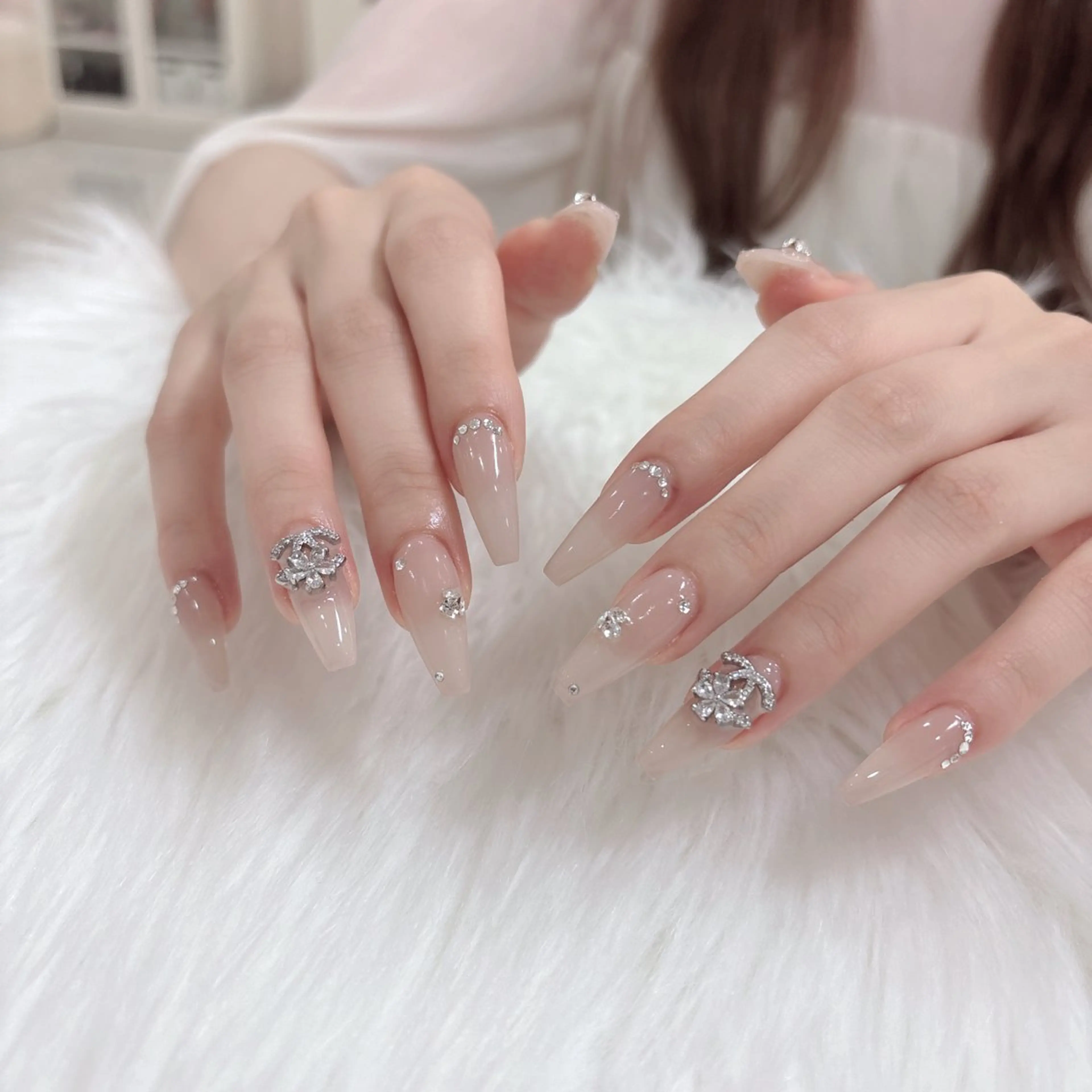 ネイル FLY NAIL&Eyelash Salon 梅田店所属・YUKI FUKUMARUのマツエク・マツパデザイン