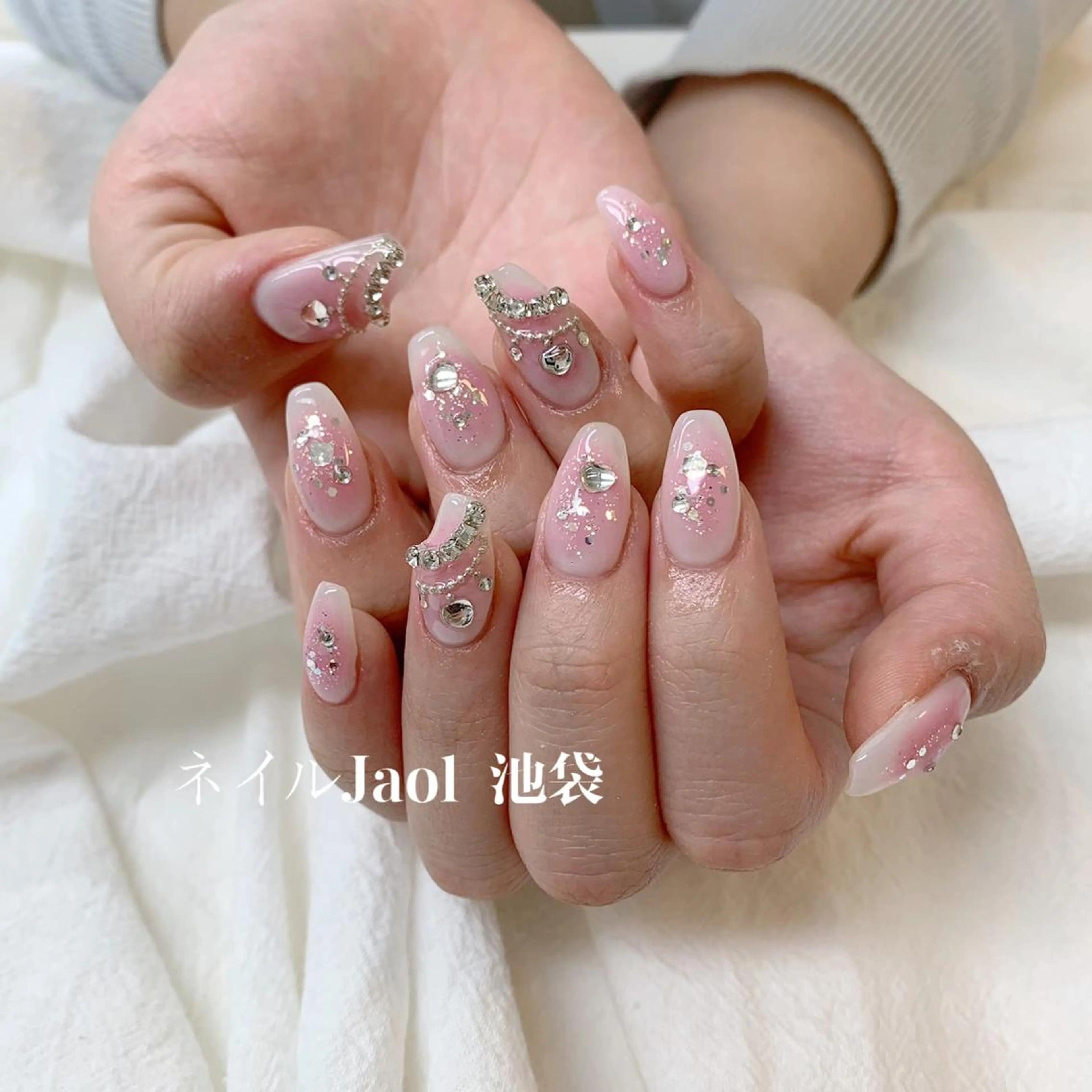 ミディアム ハンドネイル nail jaol池袋店所属・ネイルJaol 池袋のネイルデザイン