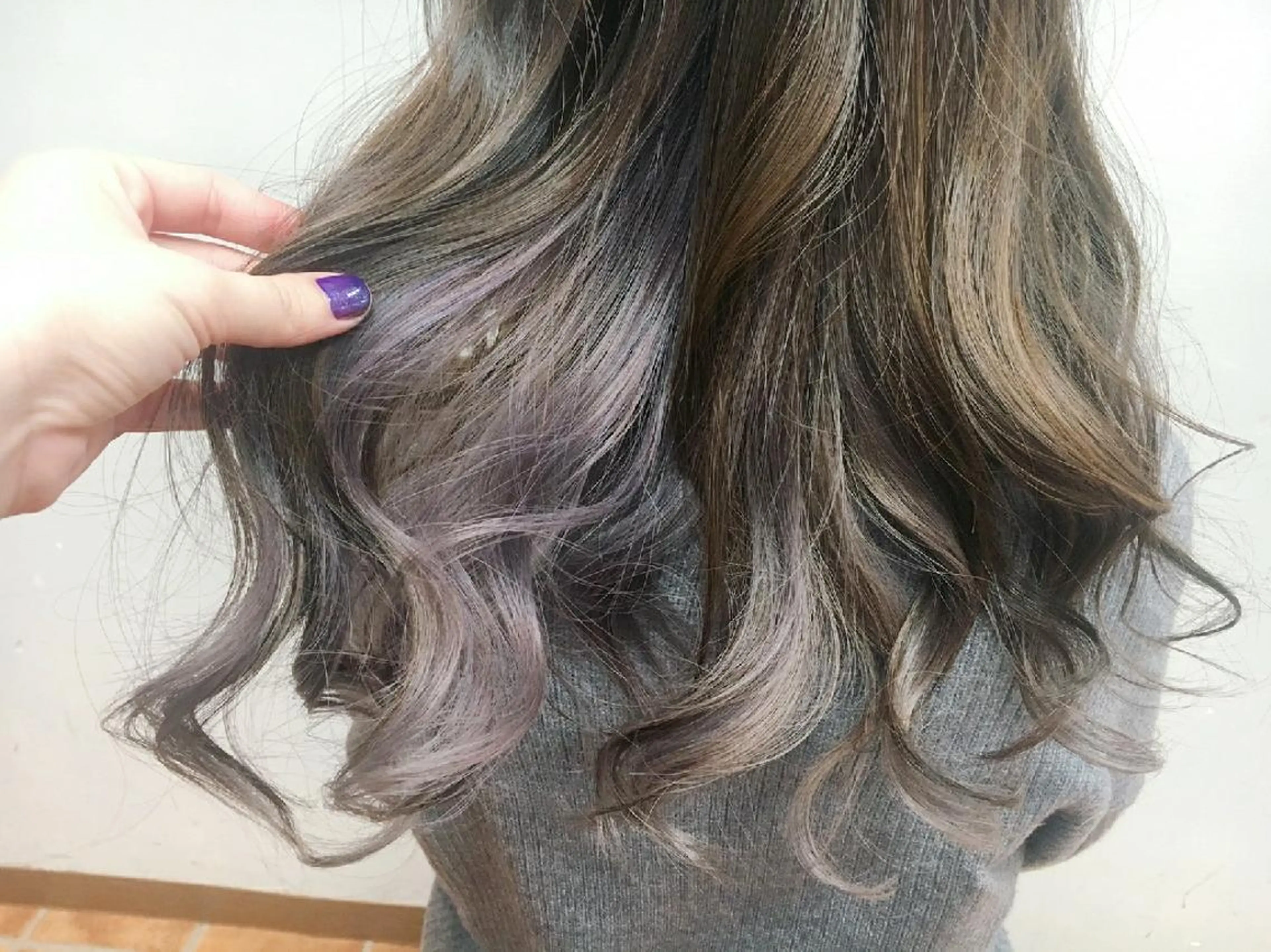 ロング カラー 💜𝑳𝑼𝑵𝑨 🌻母良田愛美🌻のヘアスタイル