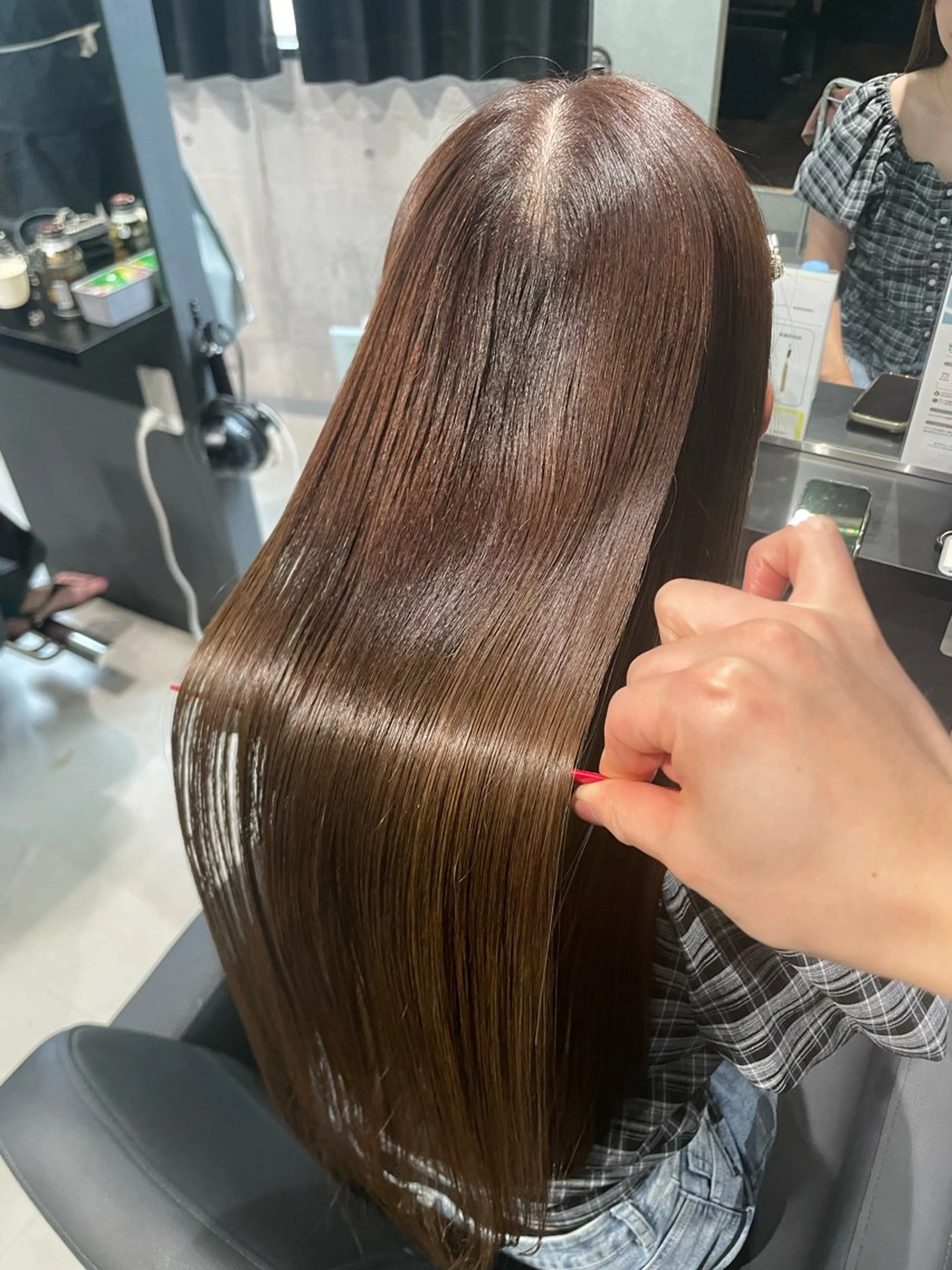 ロング カラー ブラウンカラー _White ／Hiroのヘアスタイル