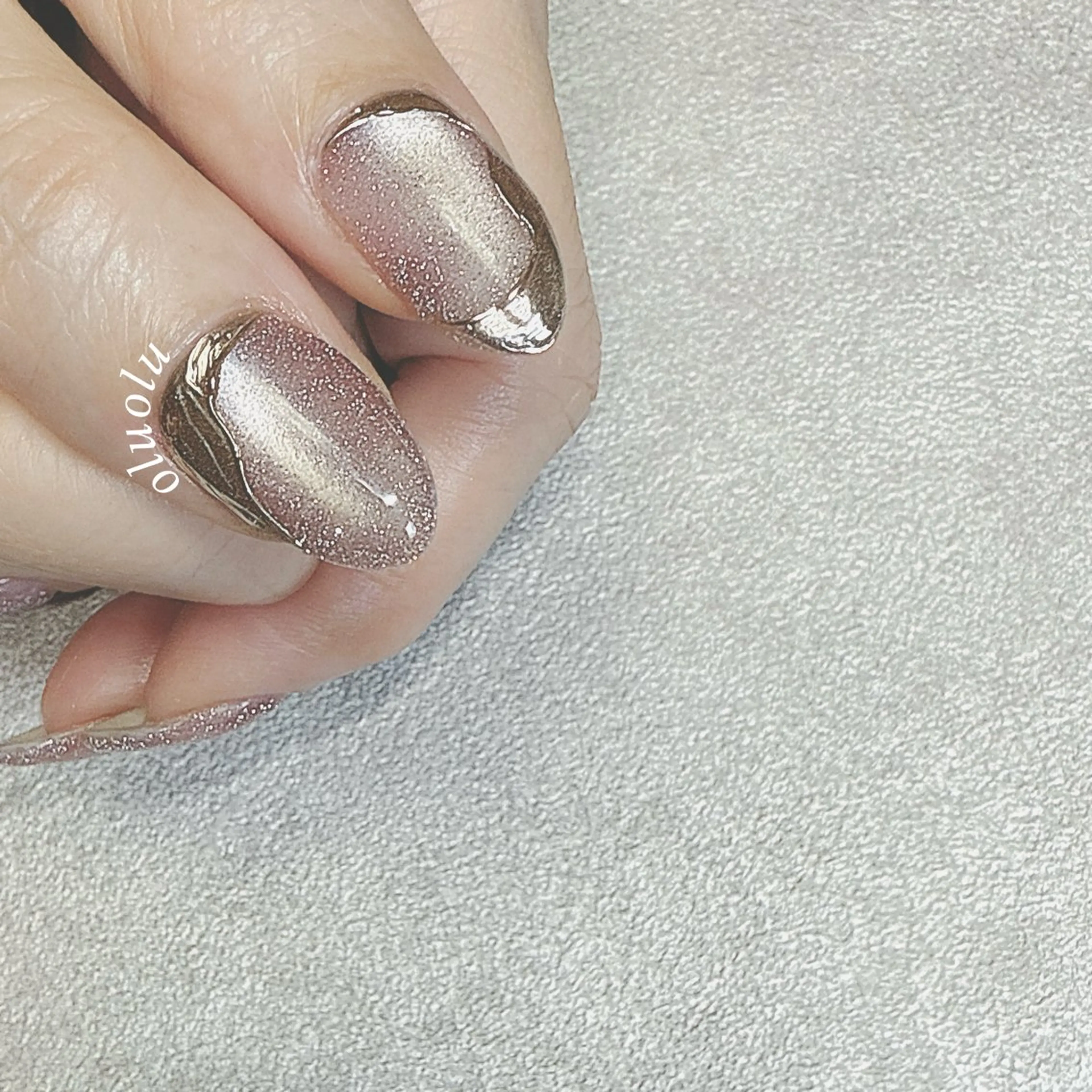 ネイル フラッシュネイル ジェルネイル キラキラネイル マグネットネイル ハンドネイル 大村 紬華のネイルデザイン