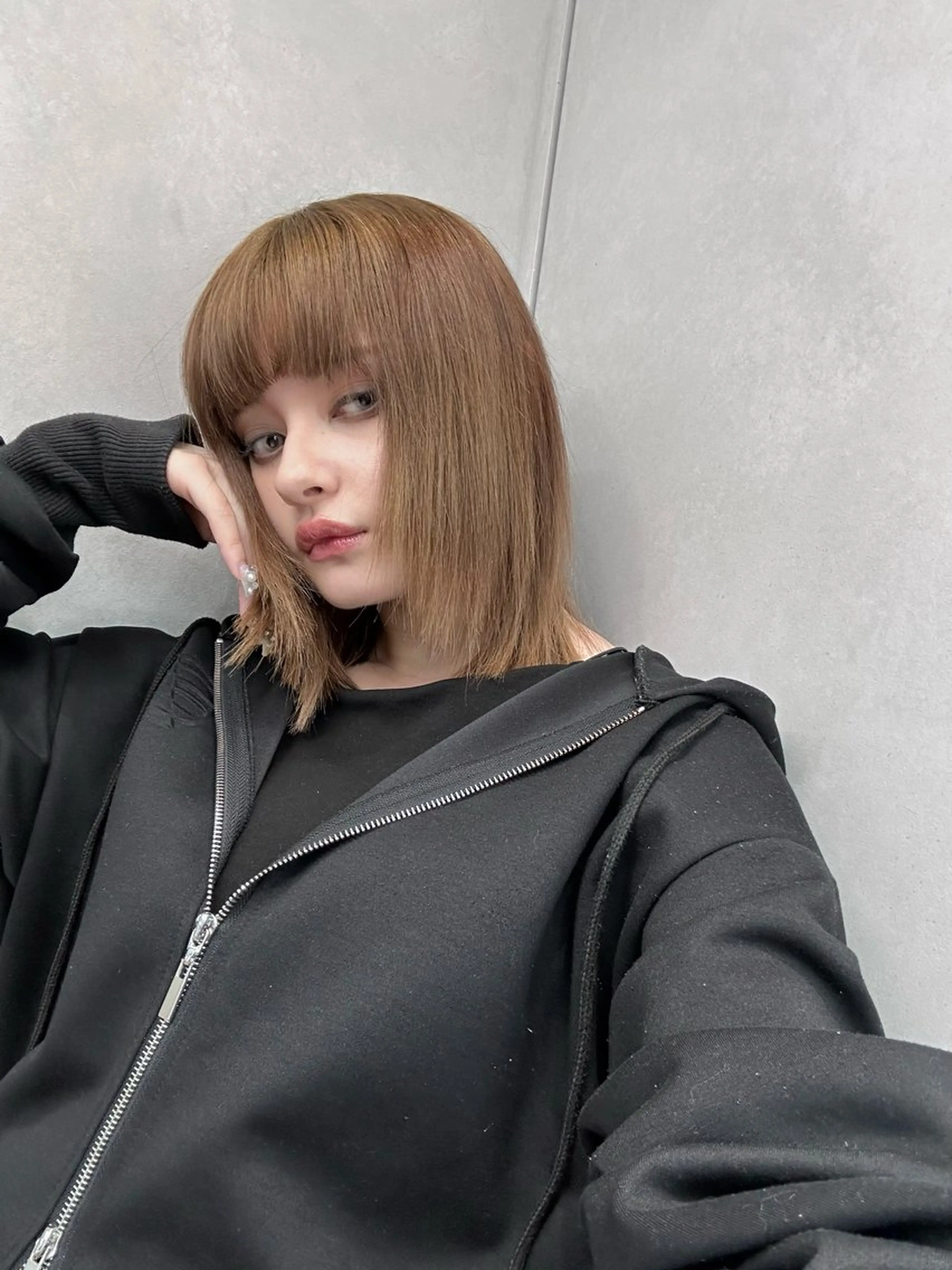 【12月限定】💥根本のみブリーチ⚡️   ✨ブリーチリタッチ⚡️＋艶髪カラー🫧＋選べるトリートメントの写真