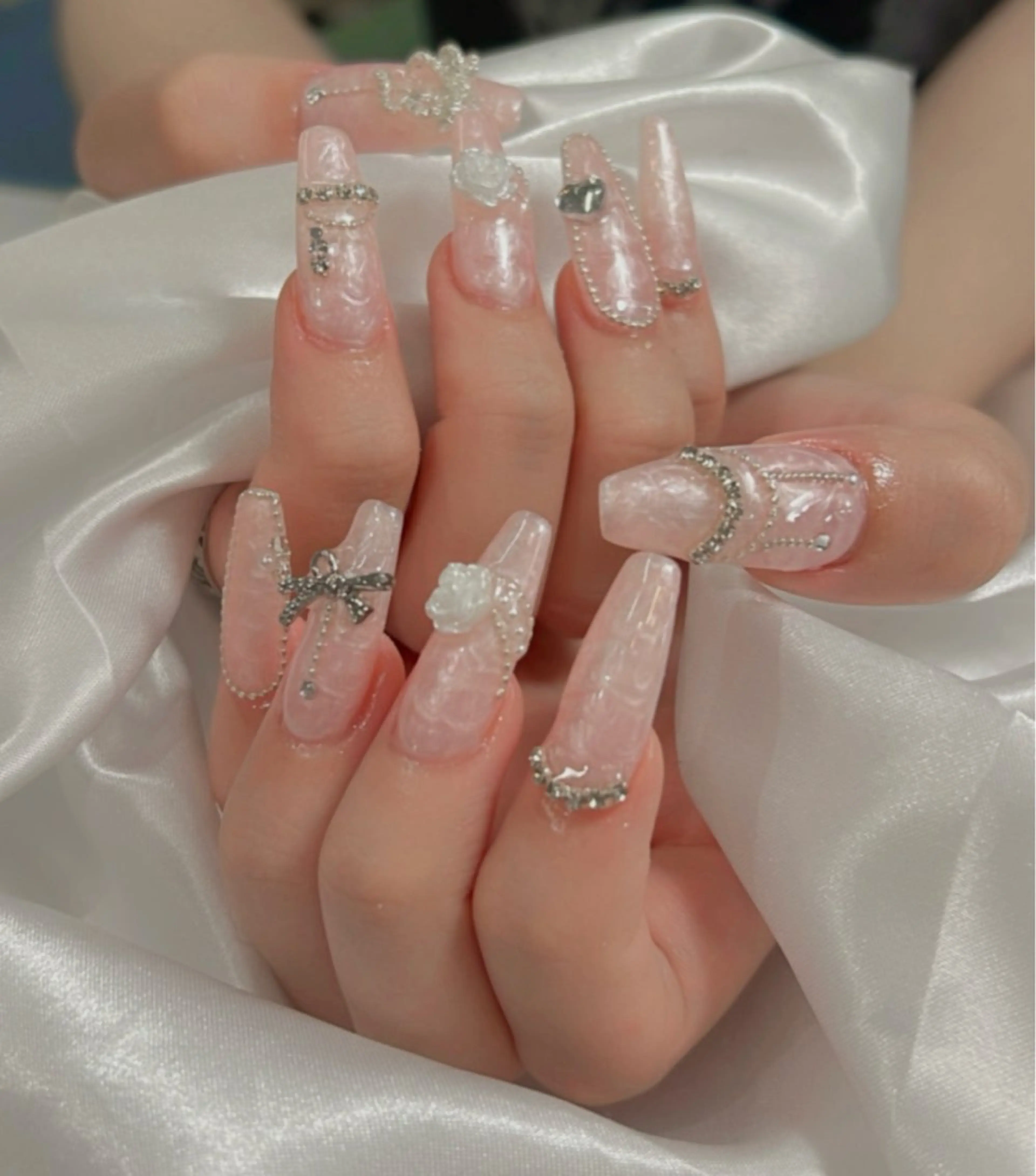 ネイル ハンドネイル HANA 川越東口ネイルサロンのネイルデザイン