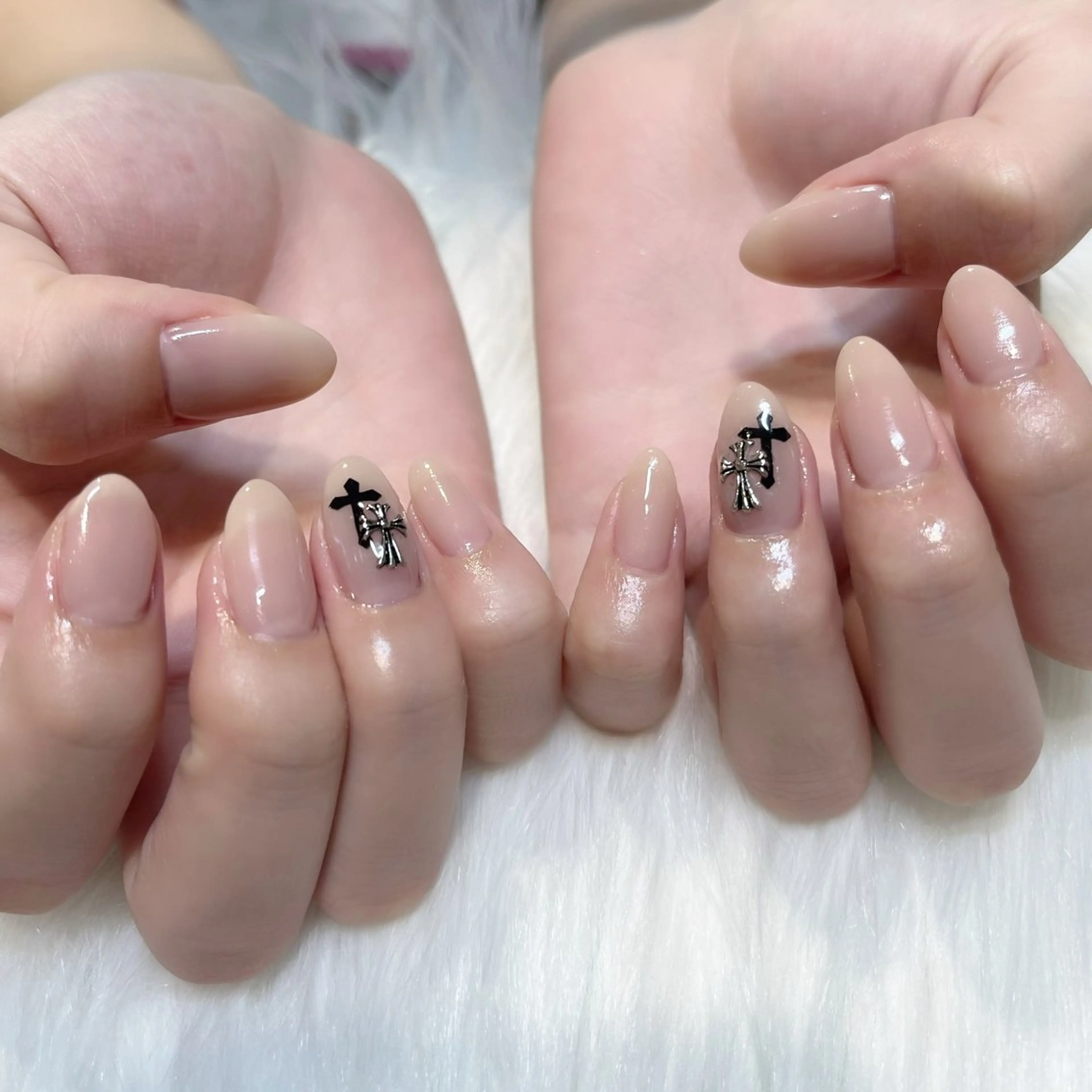 ネイル アートネイル ガーリー 韓国ネイル 持ち込み ワンホンネイル ハンドネイル KOKONA 🎀のネイルデザイン