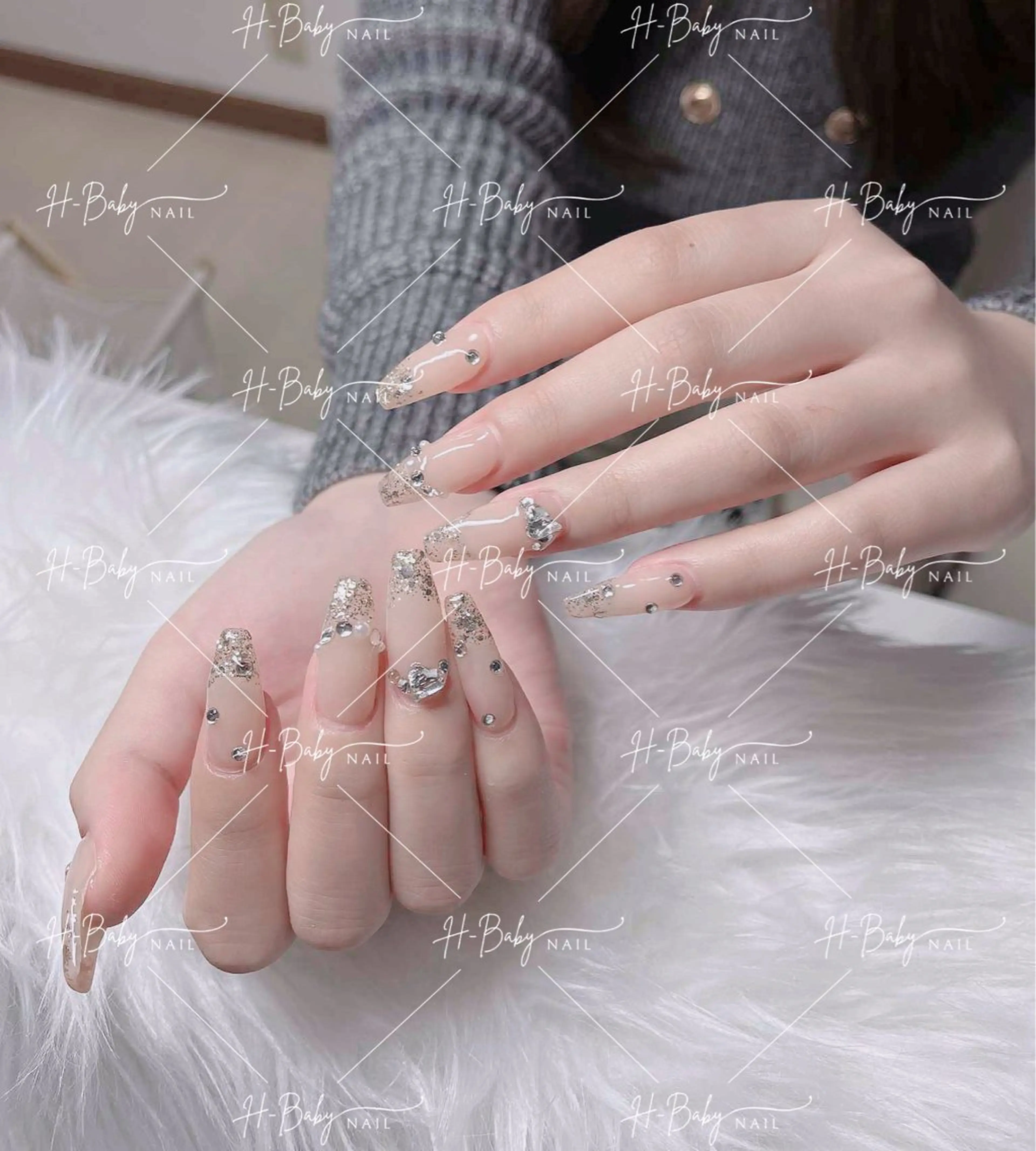 ネイル フレンチネイル ジェルネイル ガラスフレンチ ハロウィン ハート ハンドネイル H.baby Nail Salonのネイルデザイン