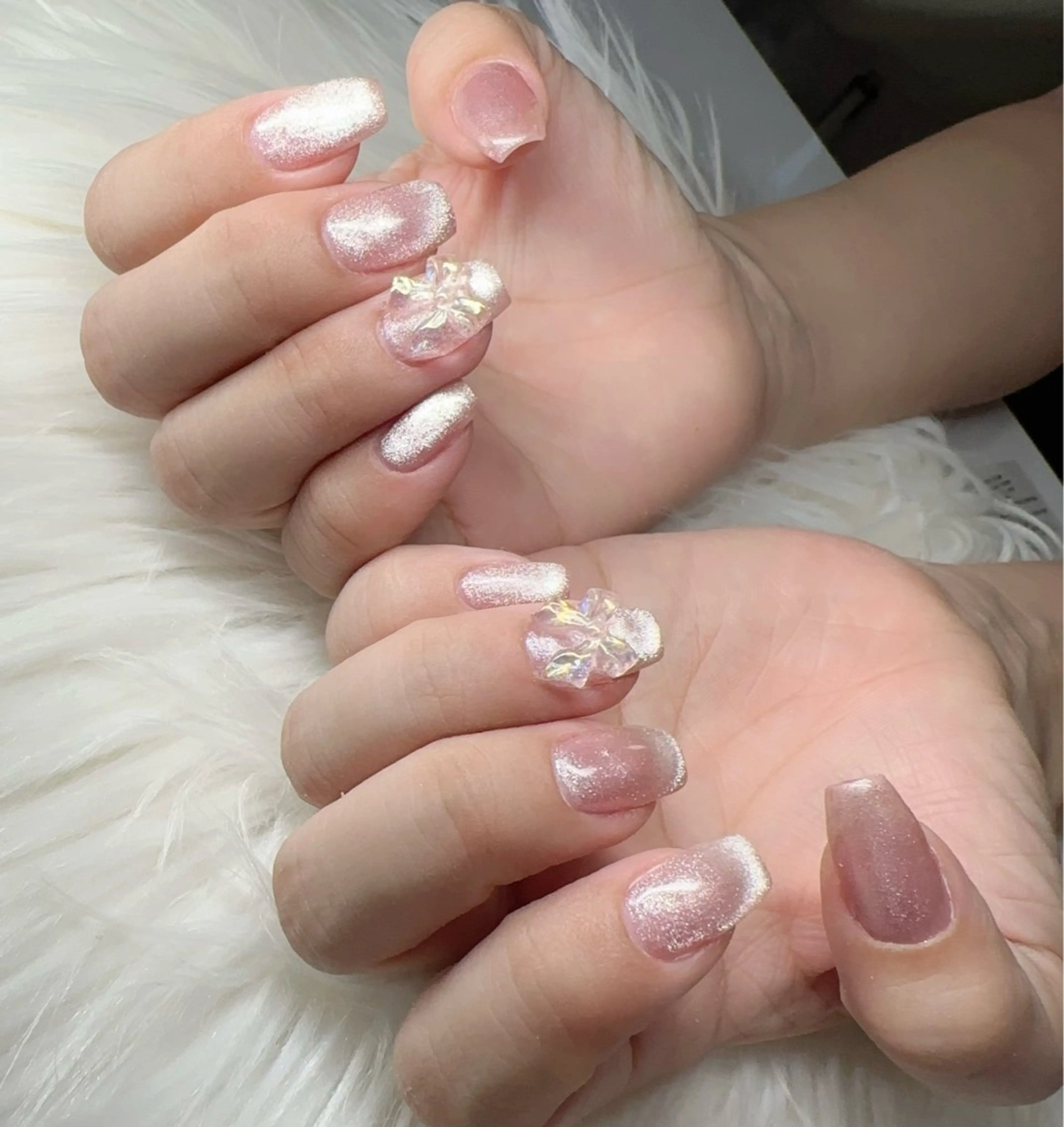 ネイル フレンチネイル マグネットフレンチ リボン Rnail. misatoのネイルデザイン