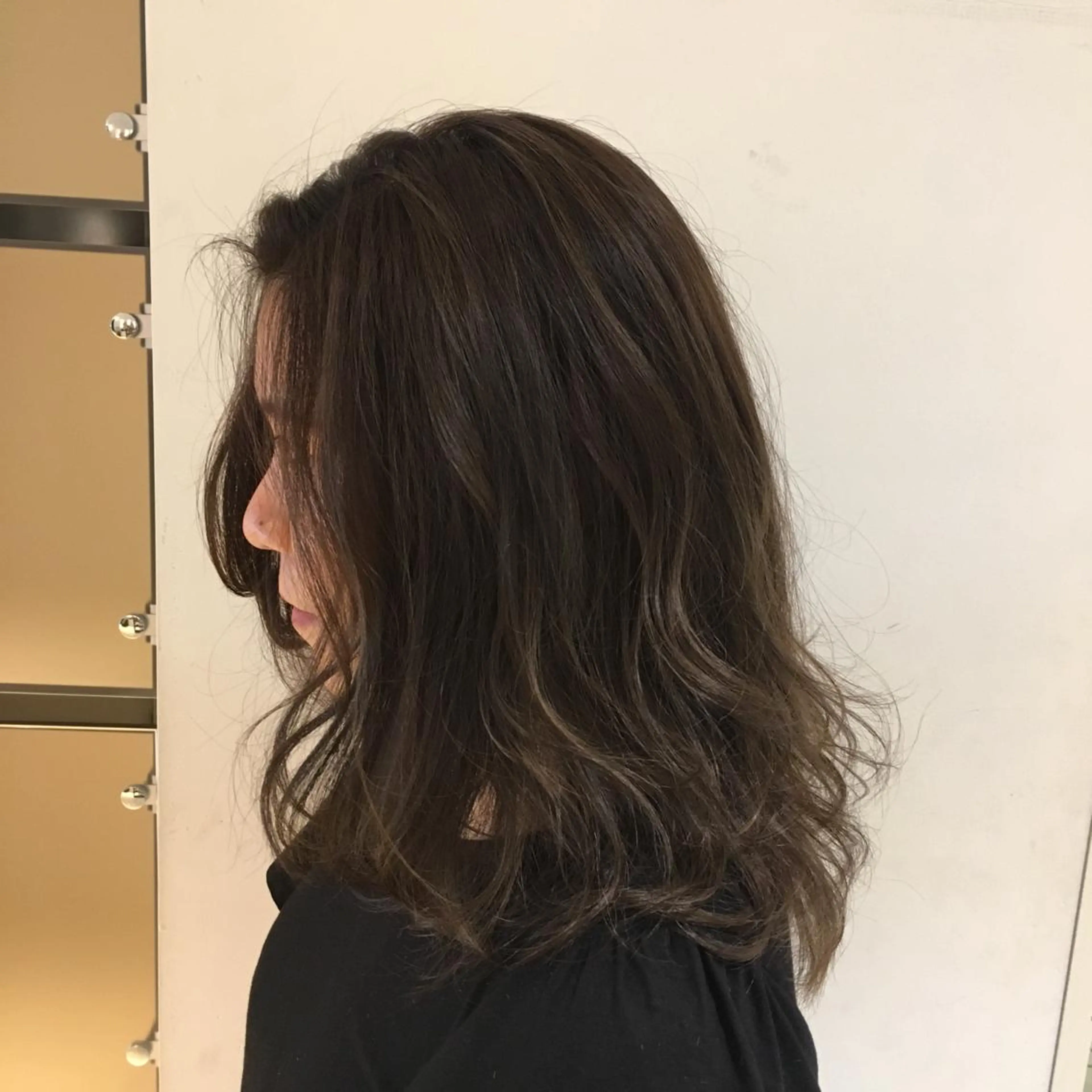 ミディアム ケリーズグリーン所属・ボブ/艶ハイトーン 森田/嵩士のヘアスタイル