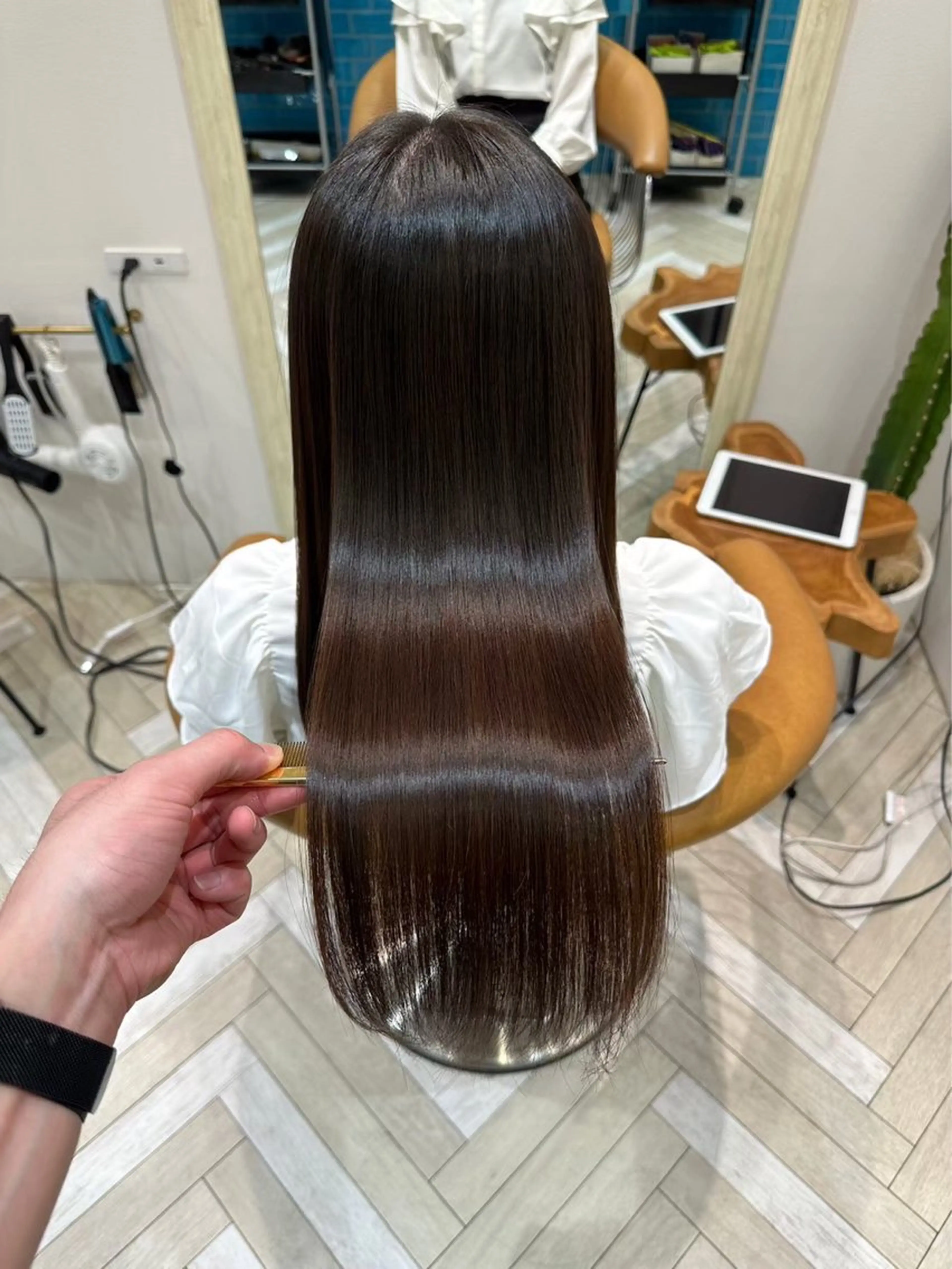 ロング ボブ ハイライト 髪質改善 レイヤーカット 縮毛矯正 トリートメント ヘアセット 髪質改善サロン Sea shinjuku所属・🫧韓国ミディアム カット🫧/ナナミのヘアスタイル