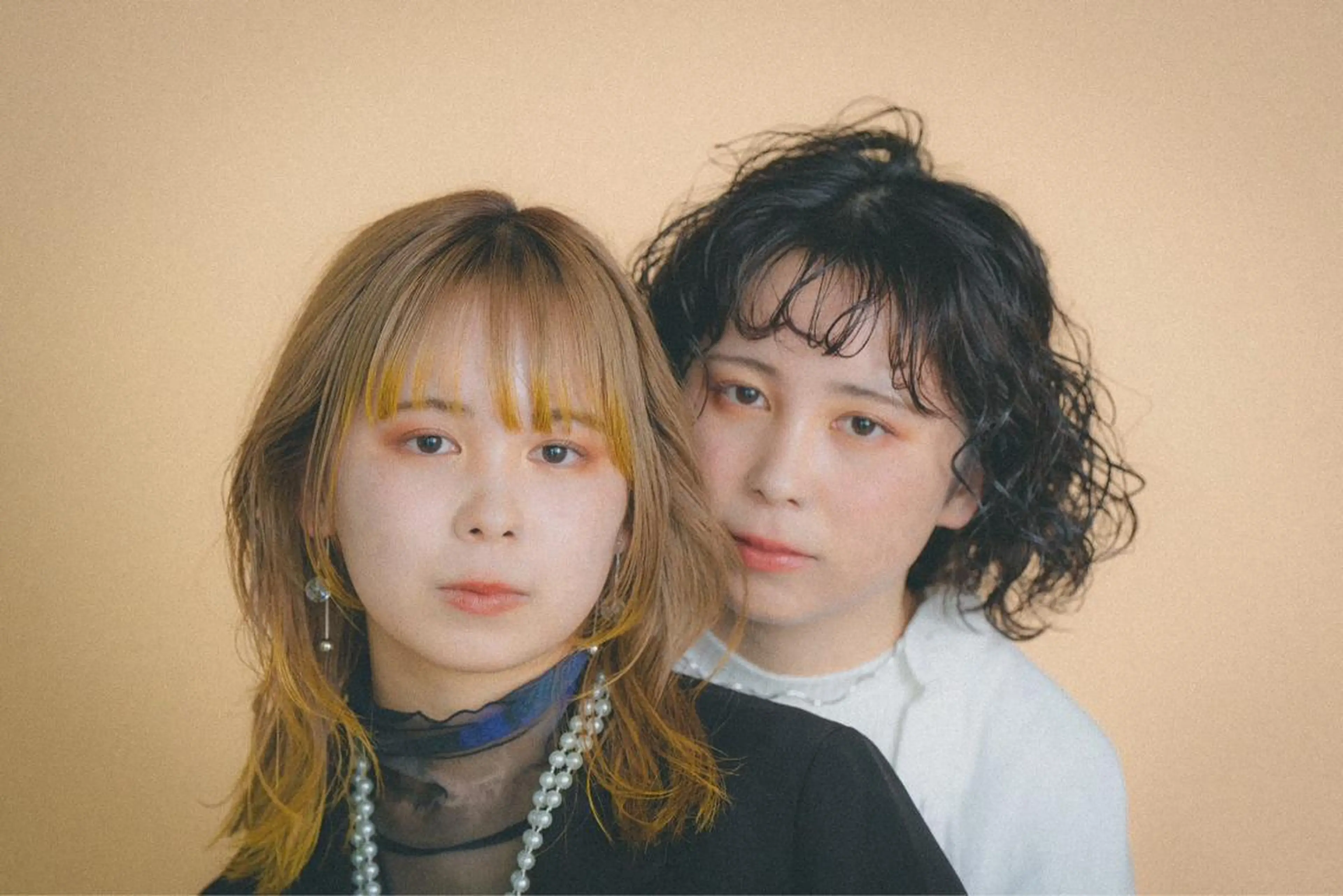 ミディアム カラー パーマ ヘアカラー 透明感カラー/似合わ せカット/亀井唯登のヘアスタイル