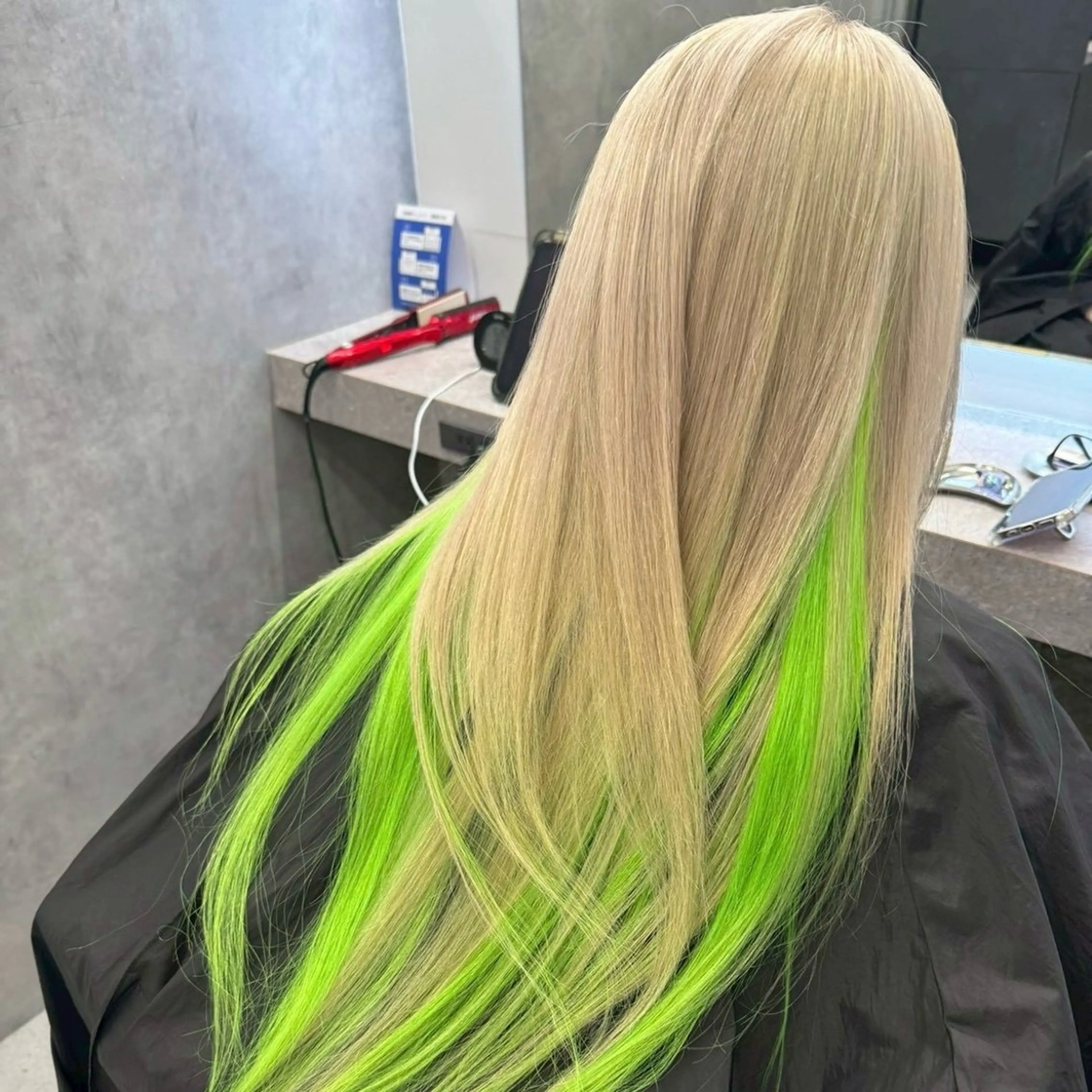 ロング カラー いろあそび 八王子所属・きぃちゃん/八王子 /ハイトーンカラーのヘアスタイル