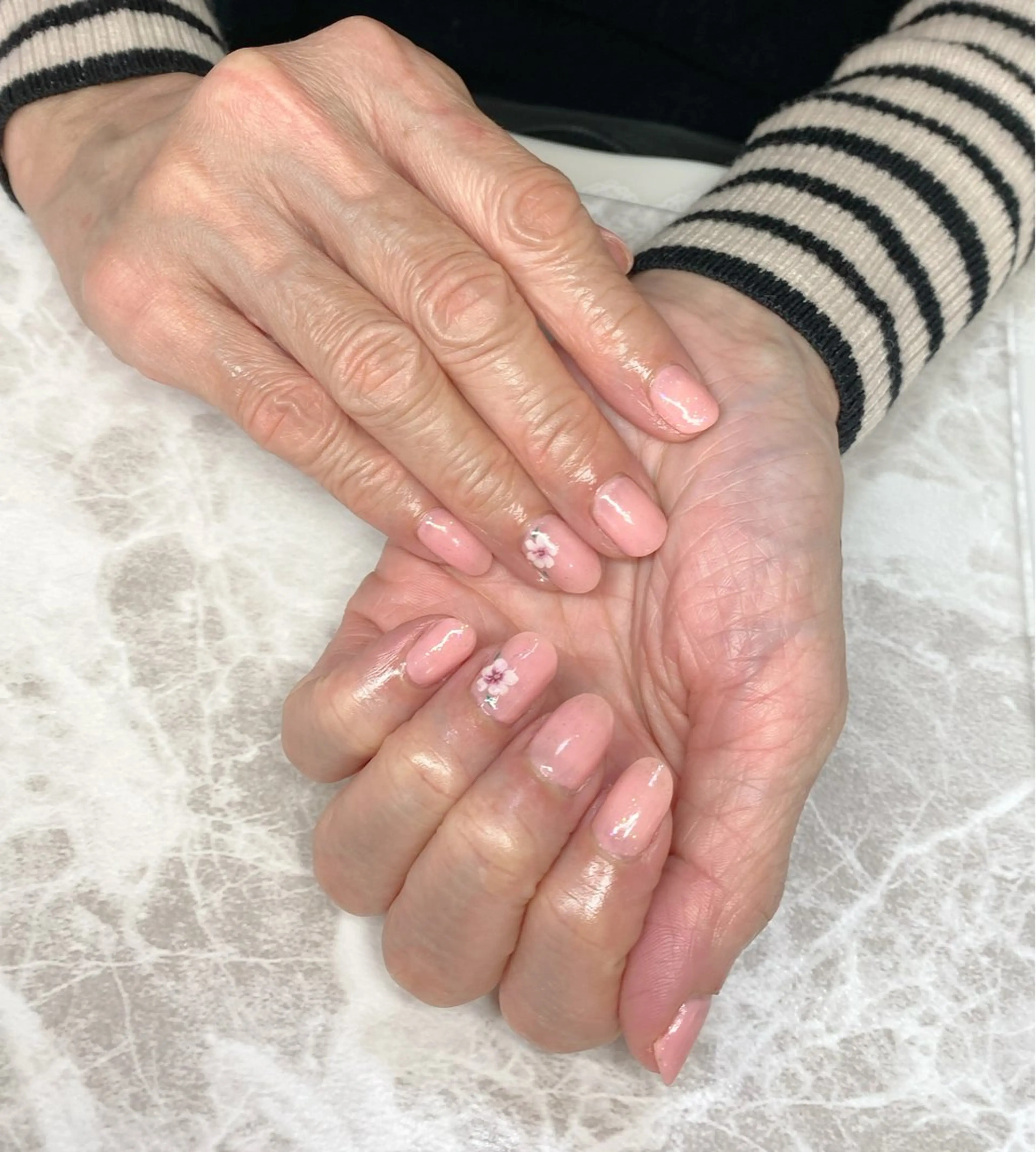 ネイル ハンドネイル ゆぴねいる所属・ゆぴねいる yupinailのネイルデザイン