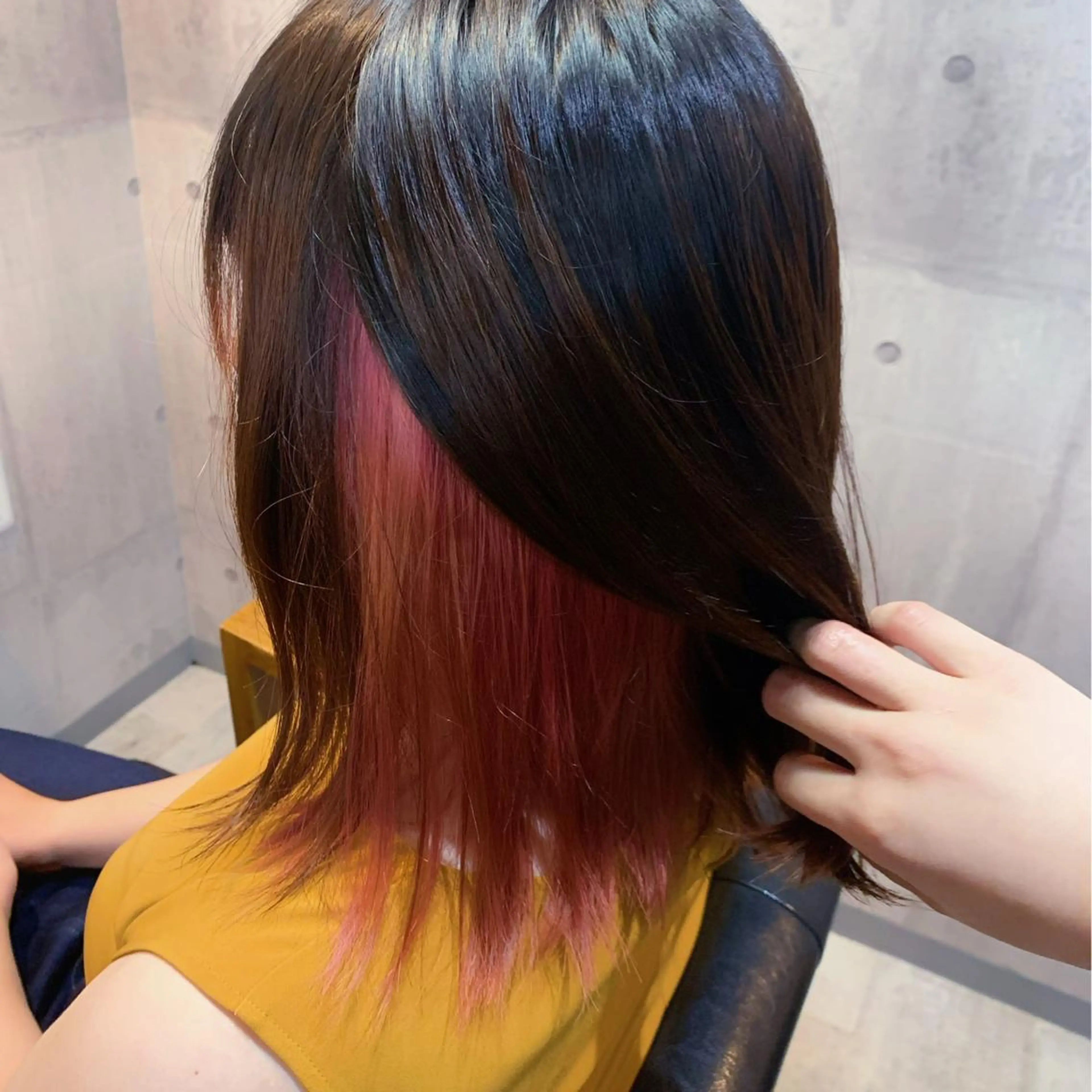 ミディアム カラー メンズ メンズブリーチ ブリーチ ピンクカラー 浅草個室/髪質改善 🫧ちえ🫧のヘアスタイル