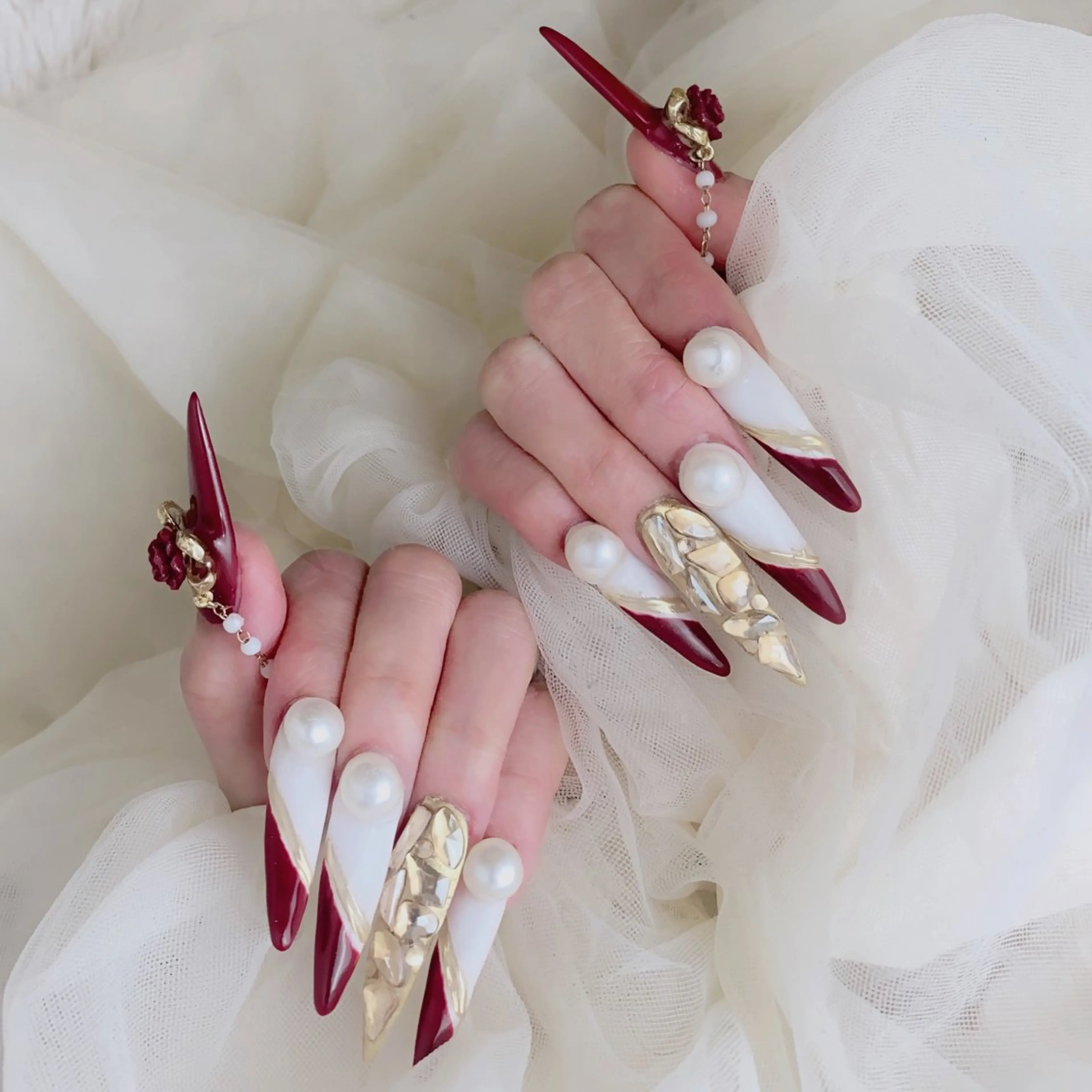 ネイル ロングネイル スカルプネイル シンプルネイル ハンドネイル nail salon Ecrin所属・前島 稀歩のネイルデザイン