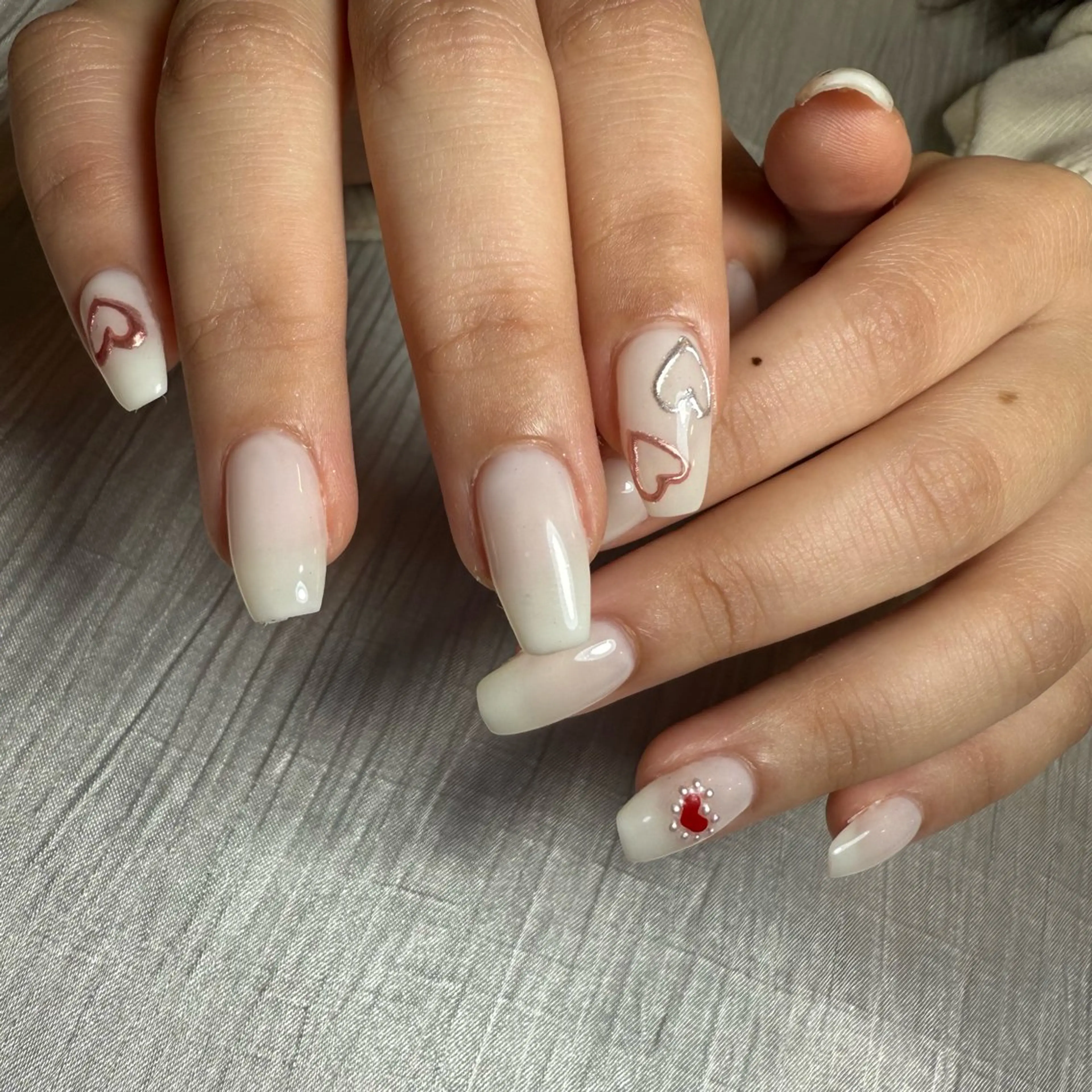 ネイル ハート 韓国ネイル 大理石ネイル(マーブル) オフィスネイル シンプルネイル ハンドネイル Reilly nail.所属・Reillynail レイリーネイルのネイルデザイン