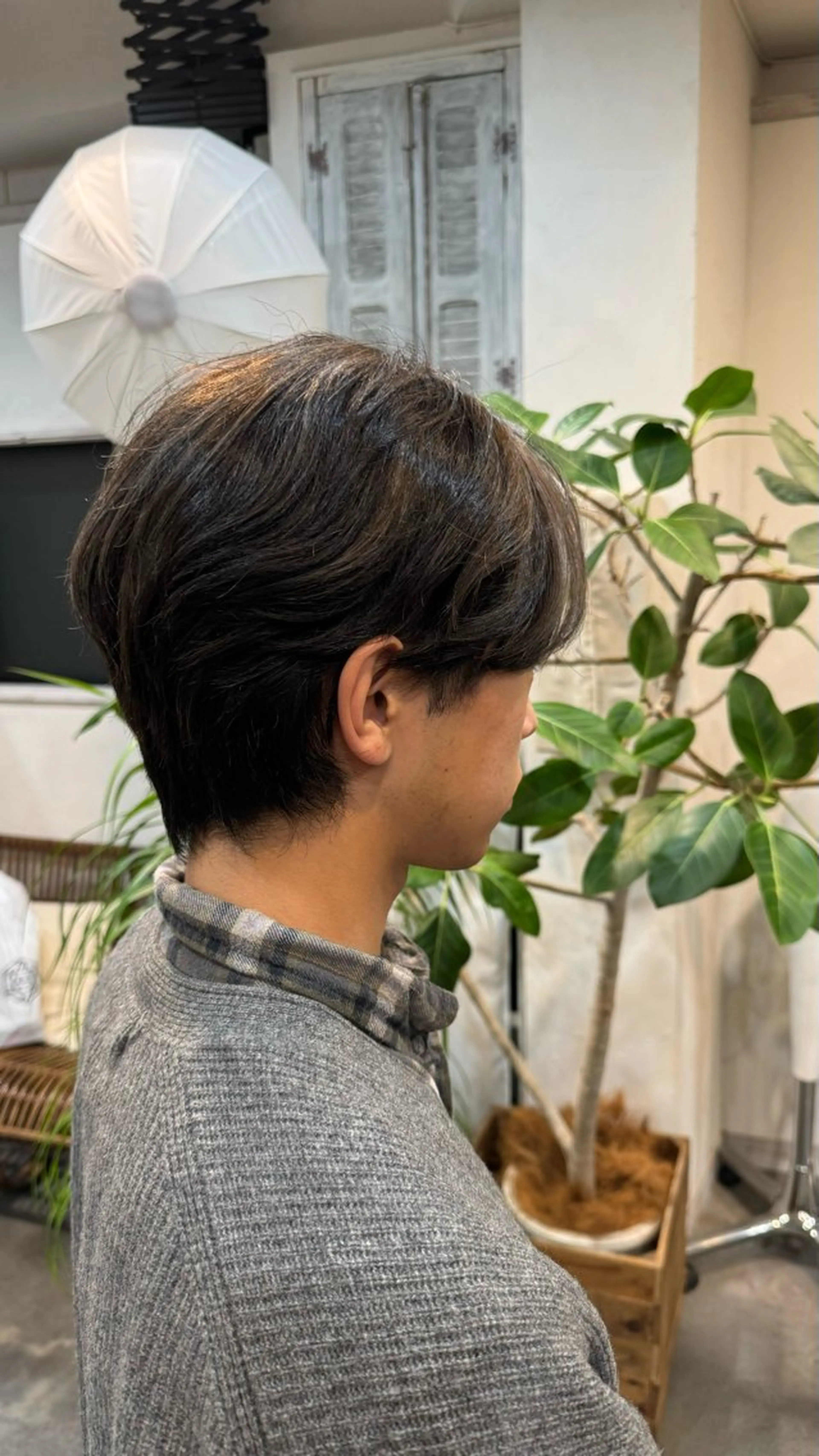 ショート カラー メンズ ショートボブ メンズブリーチ メンズハイライト メンズインナーカラー ブリーチ 🔆髪質改善 透明感 カラー🔆佐々木貴仁のヘアスタイル