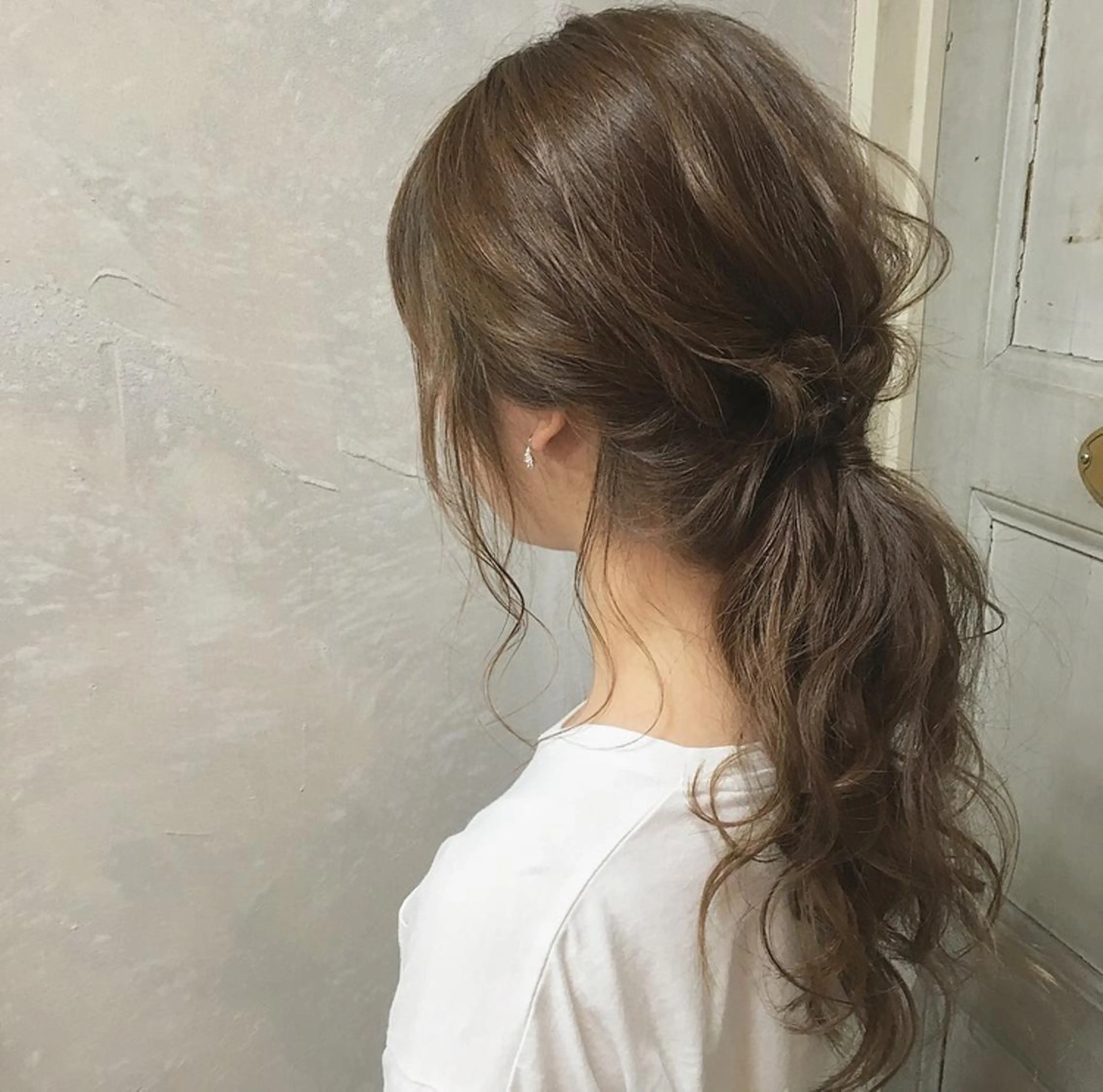 セミロング カラー ヘアアレンジ autre所属・大久保 ひでなりのヘアスタイル