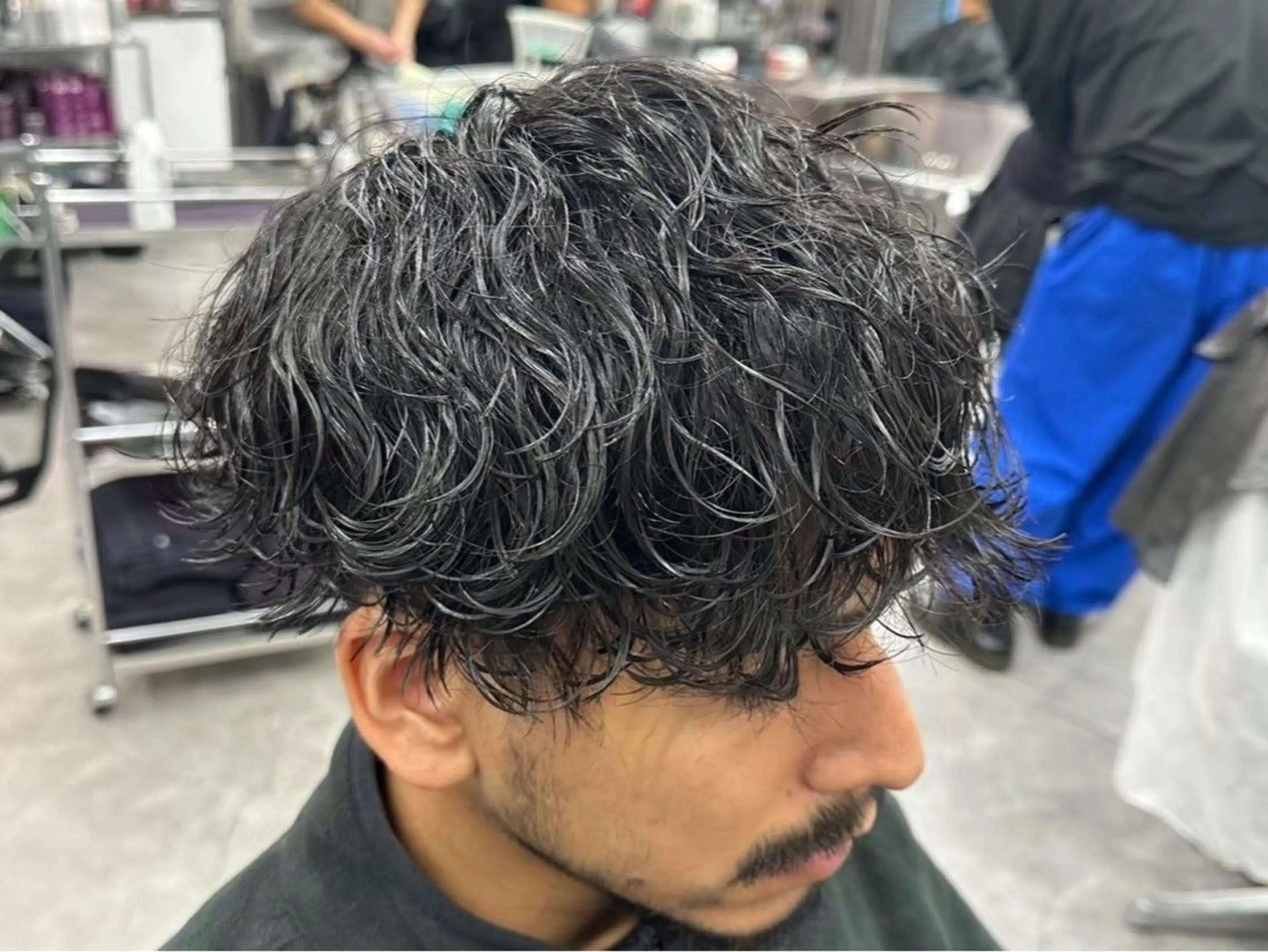 ショート パーマ メンズ カット パーマ ヘアセット 町田/波巻き/ シャドウ/メンズのヘアスタイル