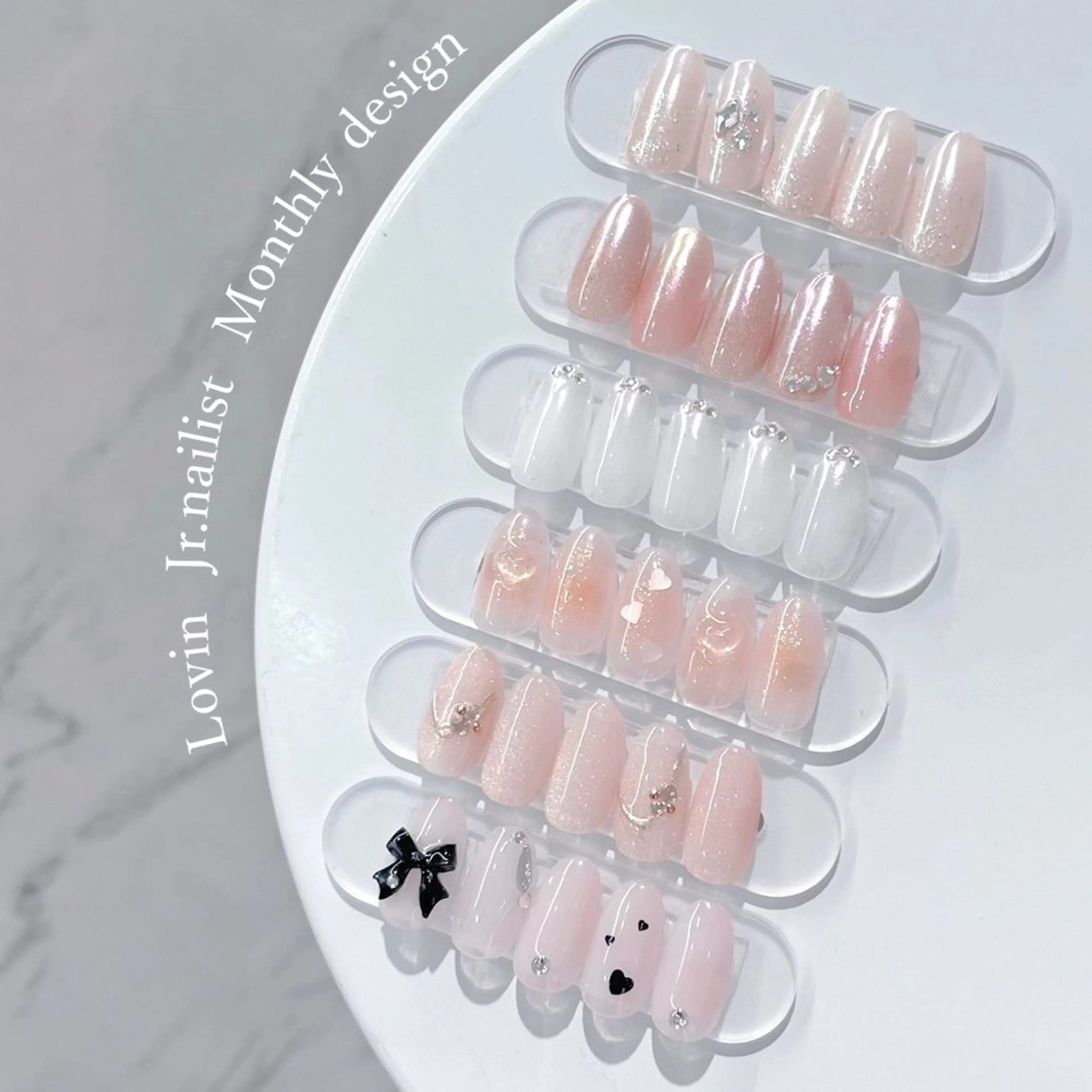 ネイル ジェルネイル オフィスネイル パラジェル シンプルネイル パラジェルプレミアムサロン nail care &spa Lovin［ラヴィン］所属・Azegami Minaのネイルデザイン