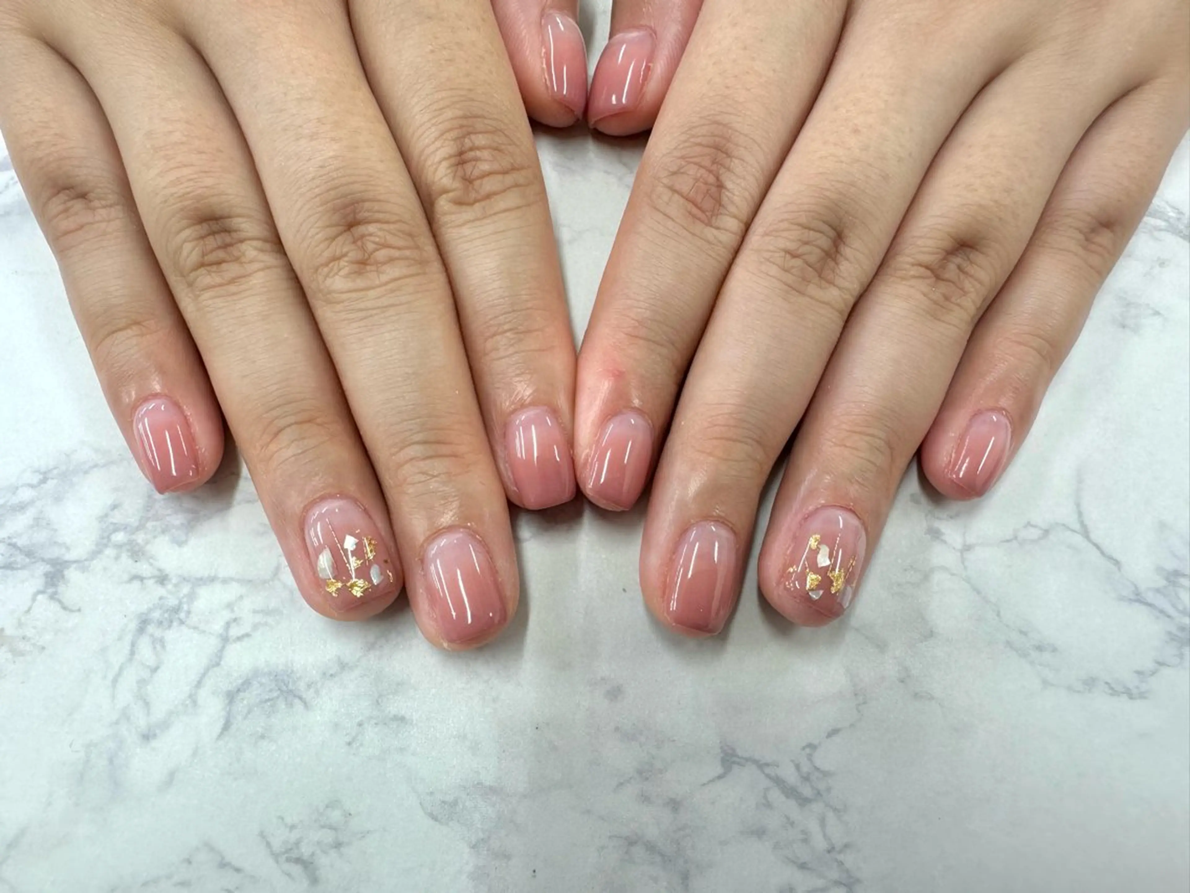 ネイル グラデーション Bianca 🩵 Ayakoのネイルデザイン
