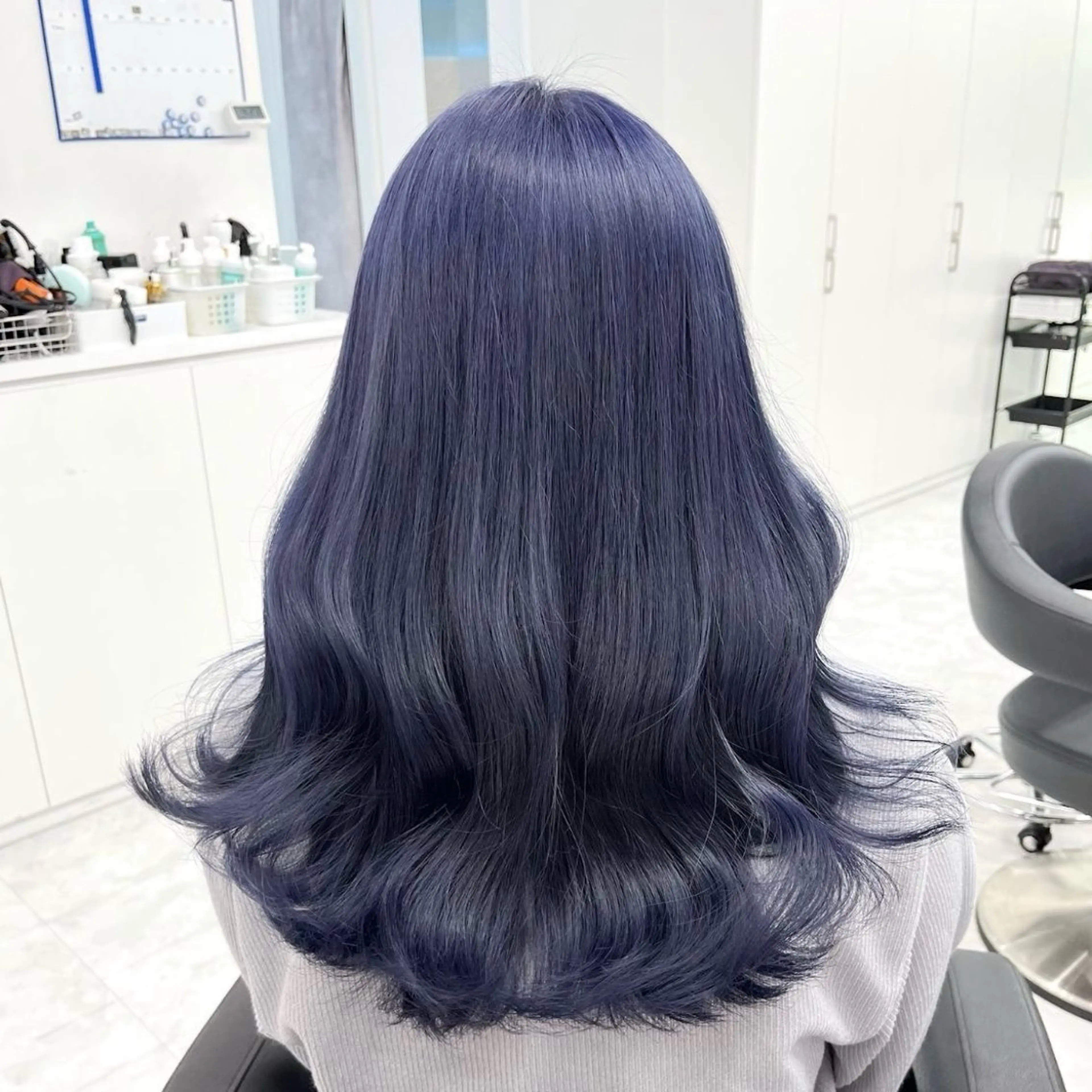 ロング カラー ヘアカラー トリートメント 韓国トレンド寒色💍 ayana💍のヘアスタイル
